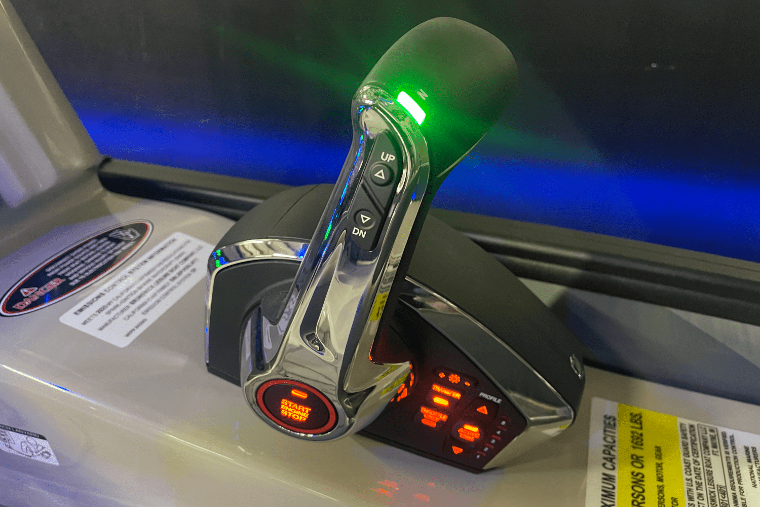 2025 Harris Grand Mariner 250 Image Thumbnail #16