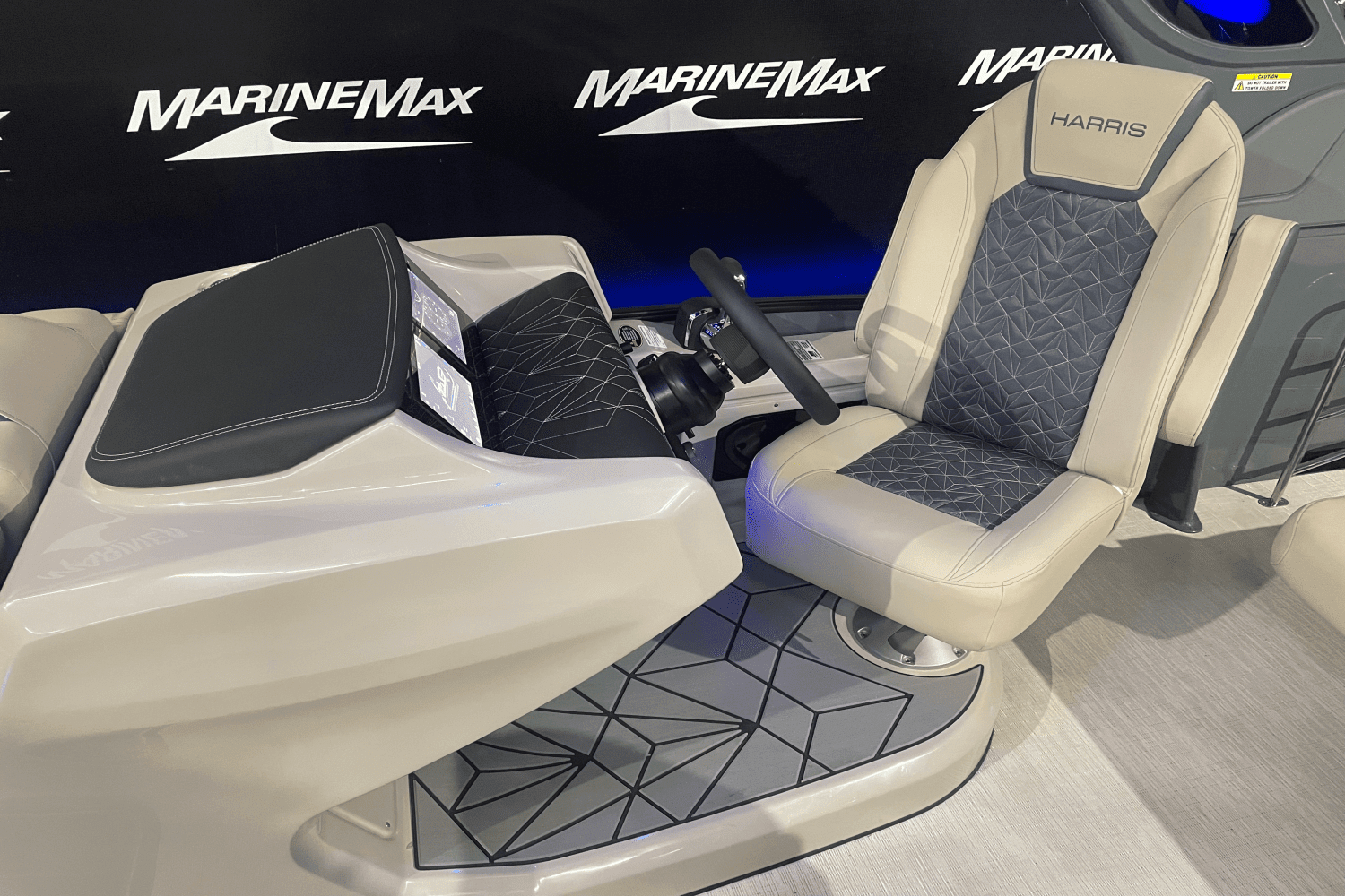 2025 Harris Grand Mariner 250 Image Thumbnail #12