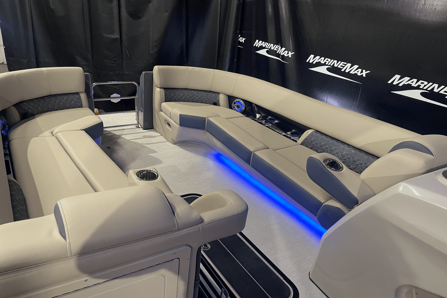 2025 Harris Grand Mariner 250 Image Thumbnail #21