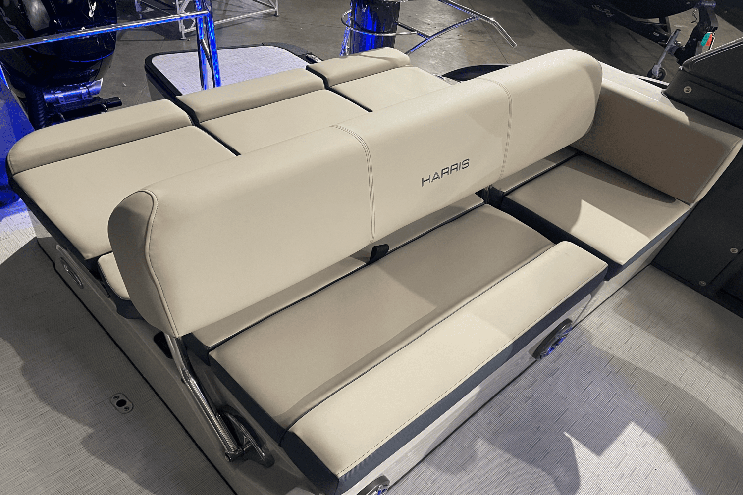 2025 Harris Grand Mariner 250 Image Thumbnail #8