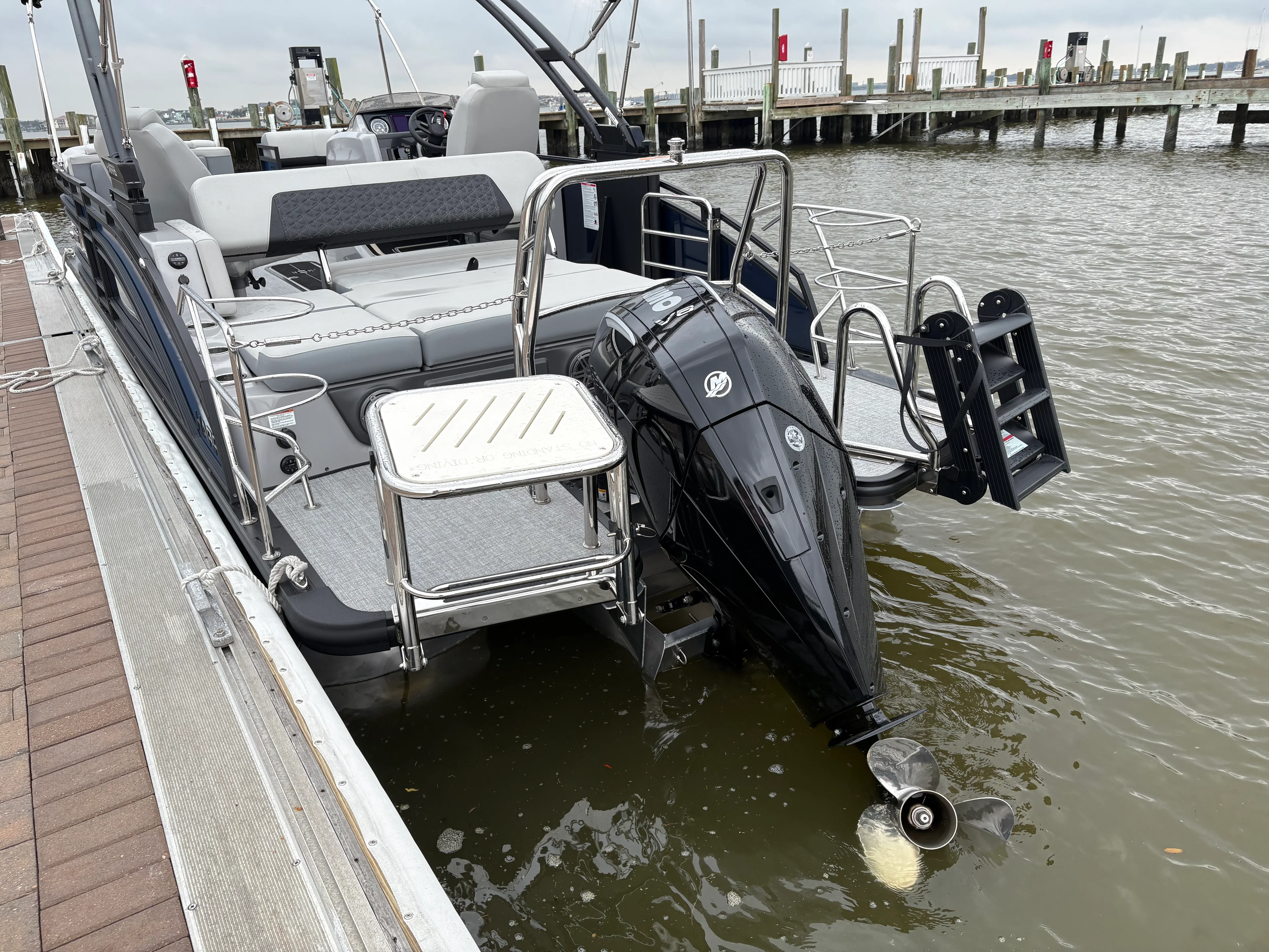 2025 Harris 230 Solstice Image Thumbnail #22