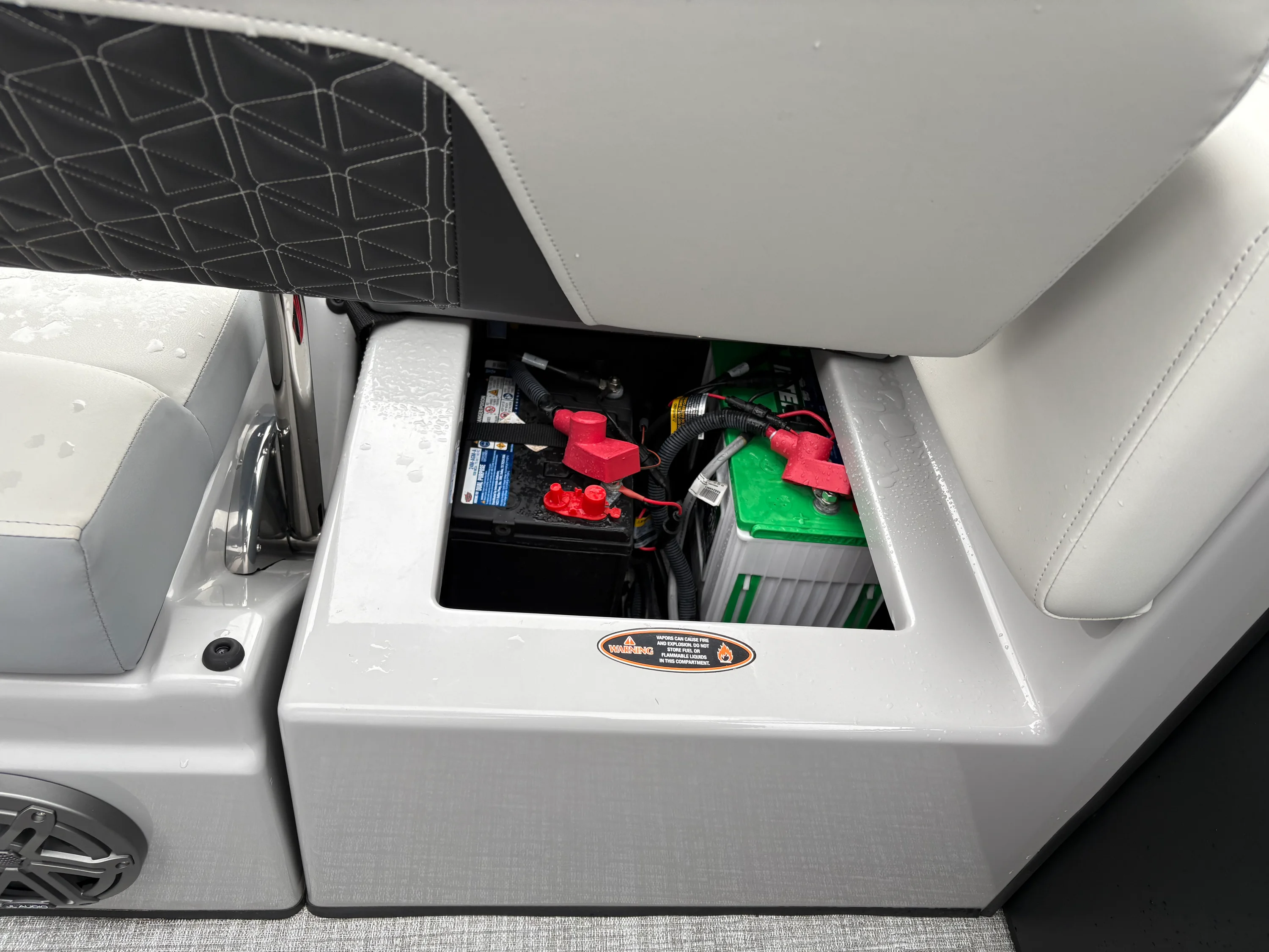 2025 Harris 230 Solstice Image Thumbnail #15