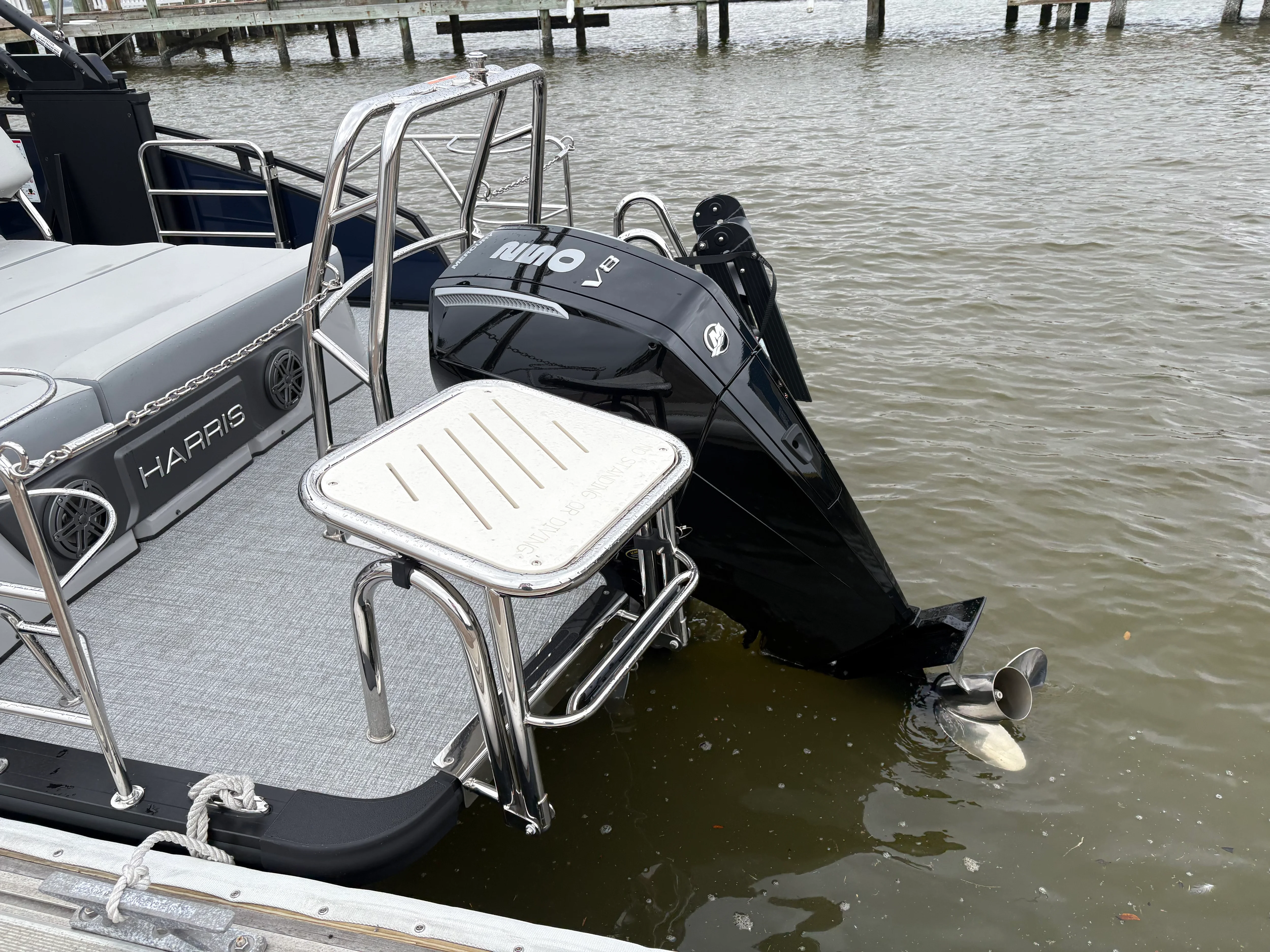 2025 Harris 230 Solstice Image Thumbnail #21