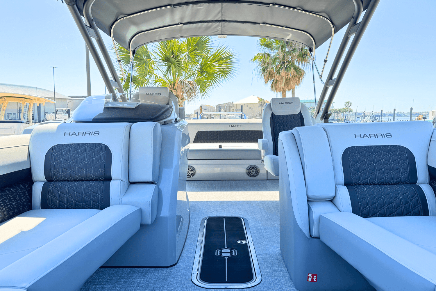 2025 Harris 230 Solstice Image Thumbnail #6