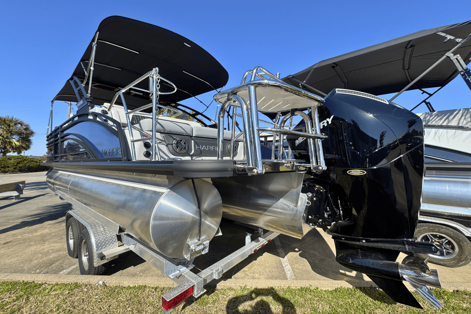 2025 Harris 230 Solstice Image Thumbnail #13