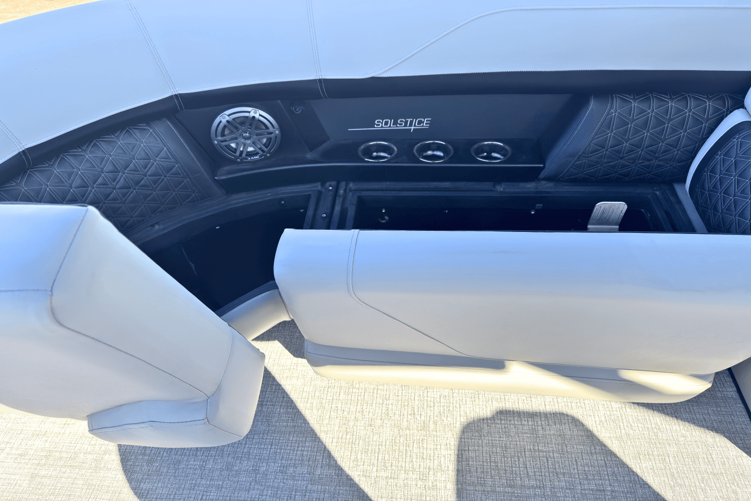 2025 Harris 230 Solstice Image Thumbnail #15