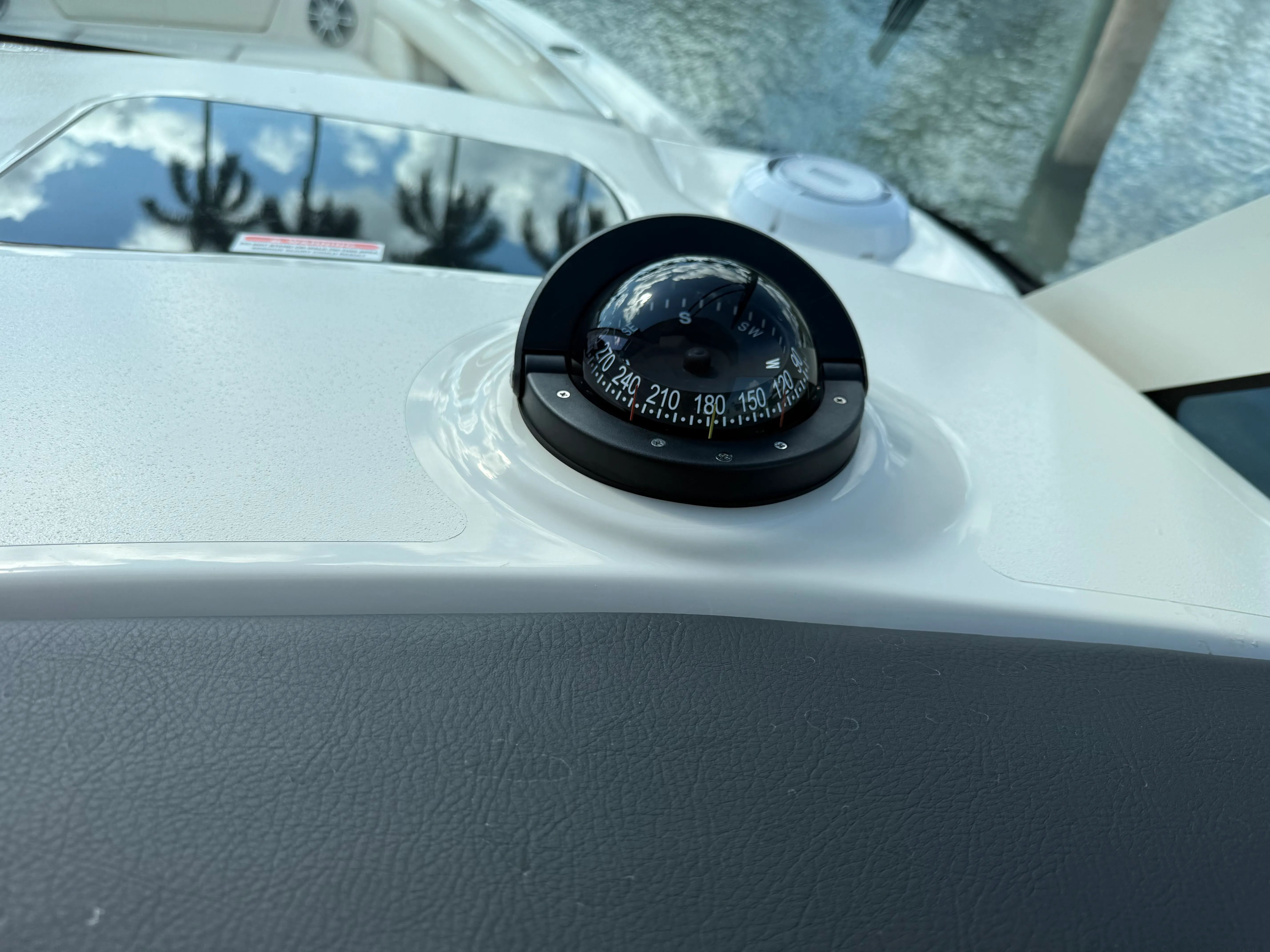 2025 Grady-White Freedom 345 Image Thumbnail #29