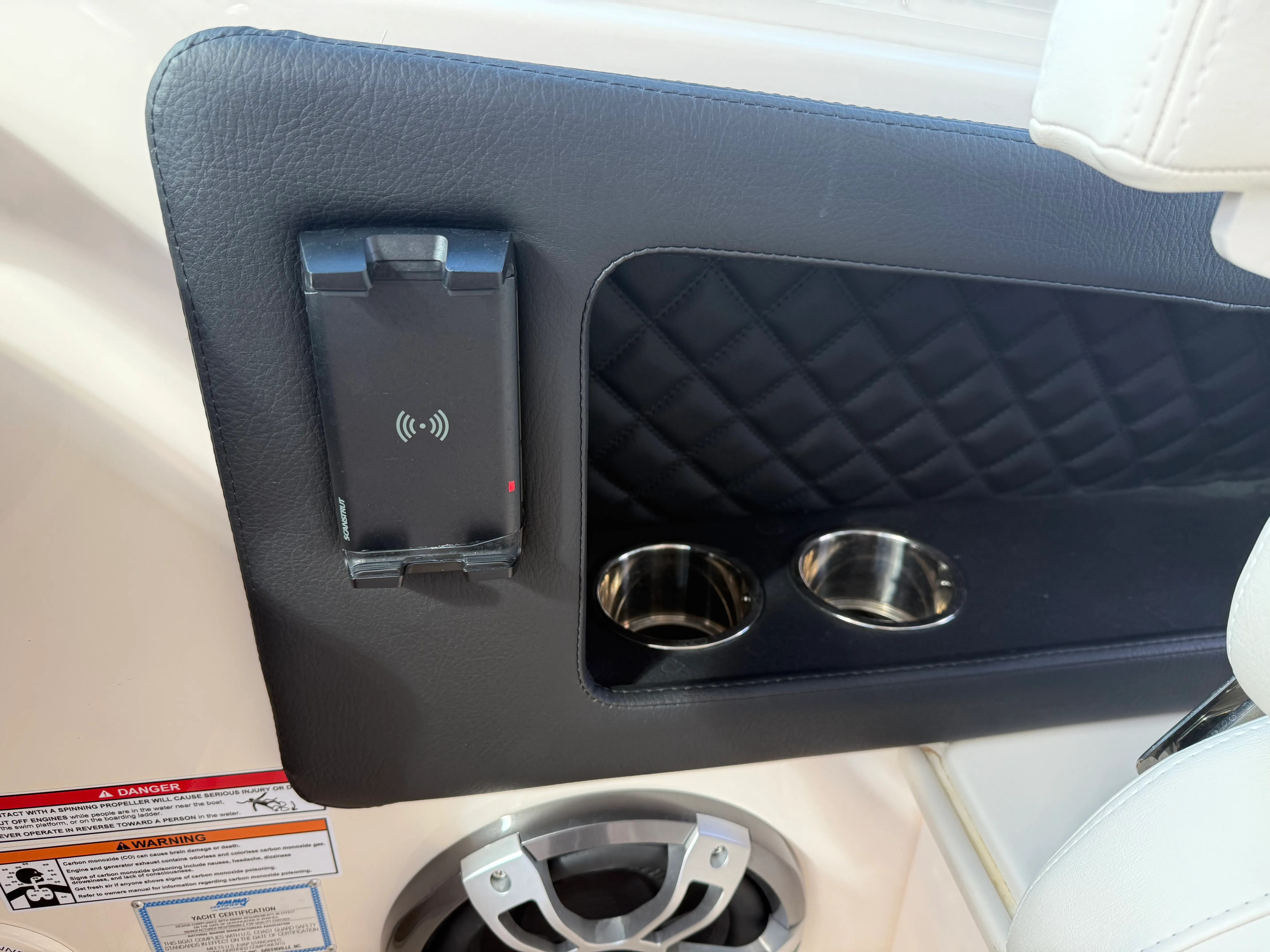 2025 Grady-White Freedom 345 Image Thumbnail #31