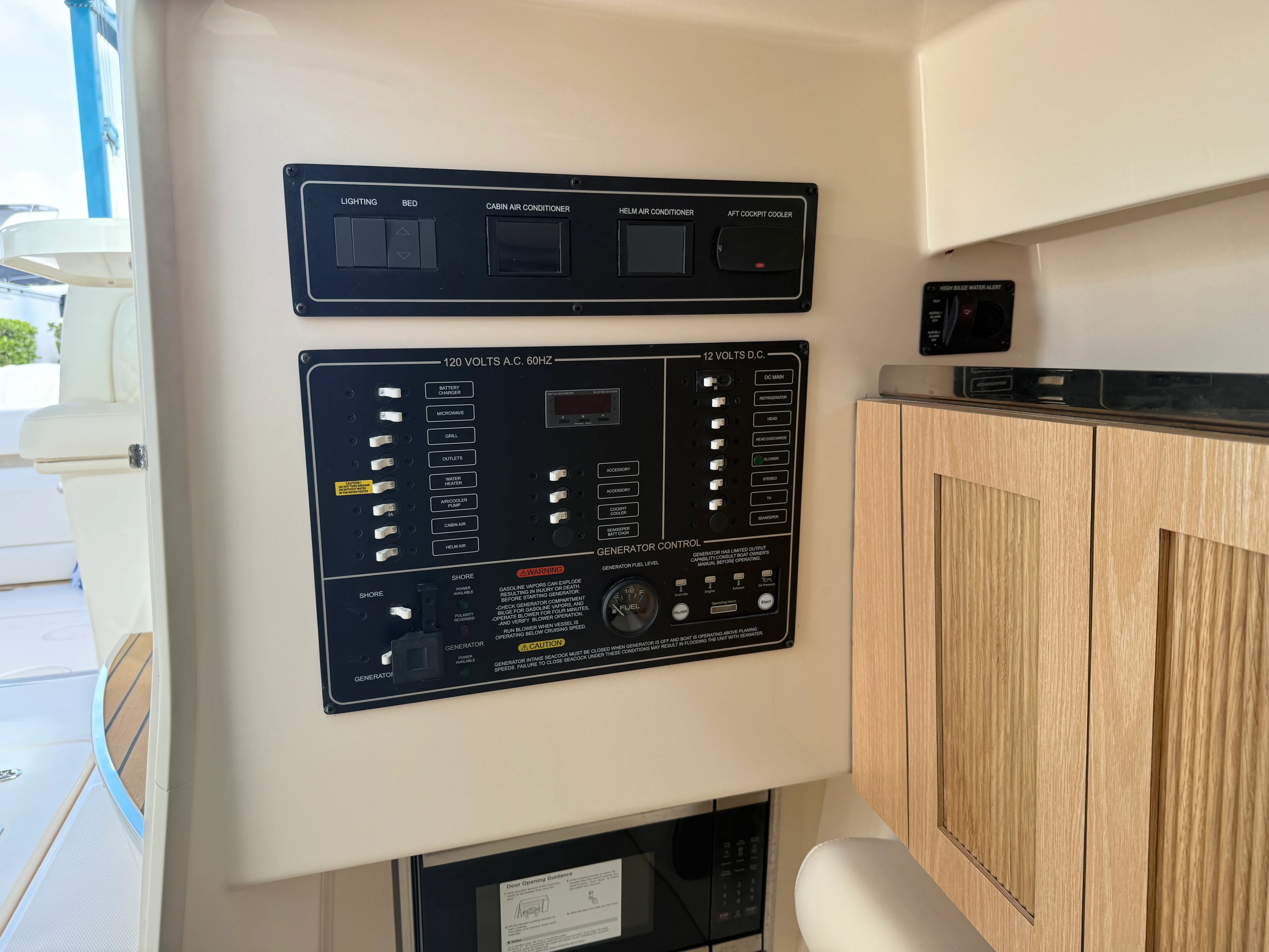 2025 Grady-White Freedom 345 Image Thumbnail #22