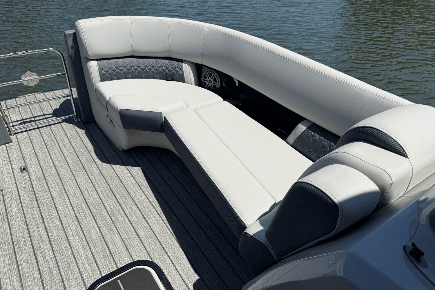 2025 Harris 230 Grand Mariner Image Thumbnail #27