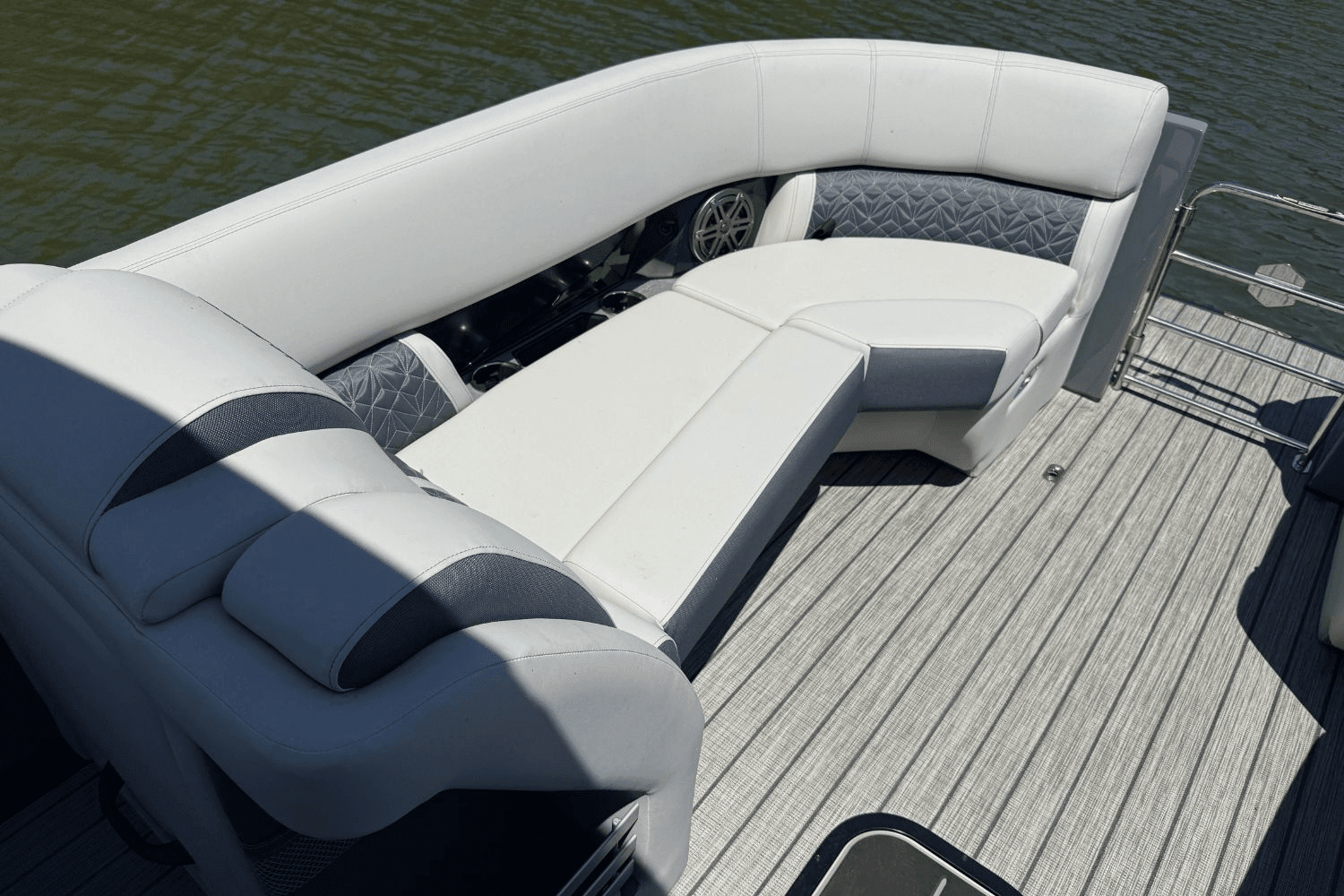 2025 Harris 230 Grand Mariner Image Thumbnail #28