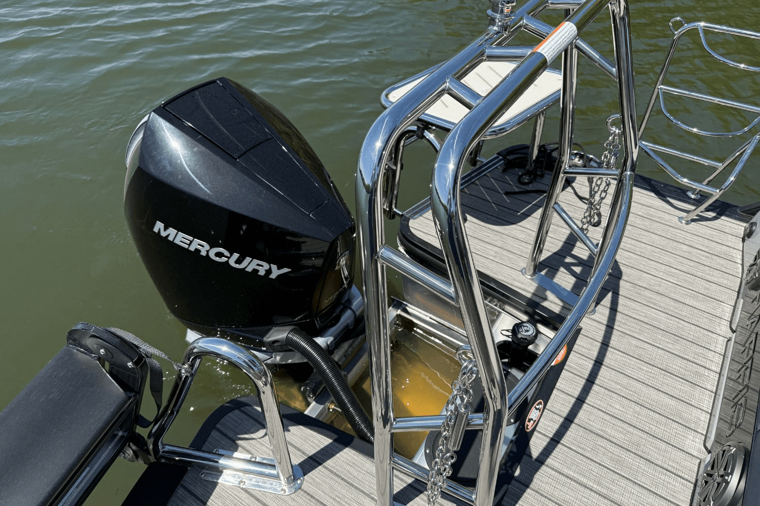 2025 Harris 230 Grand Mariner Image Thumbnail #8