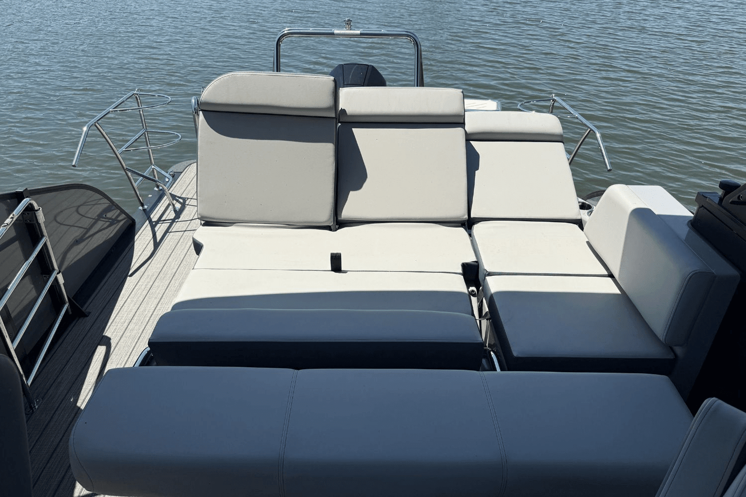 2025 Harris 230 Grand Mariner Image Thumbnail #12