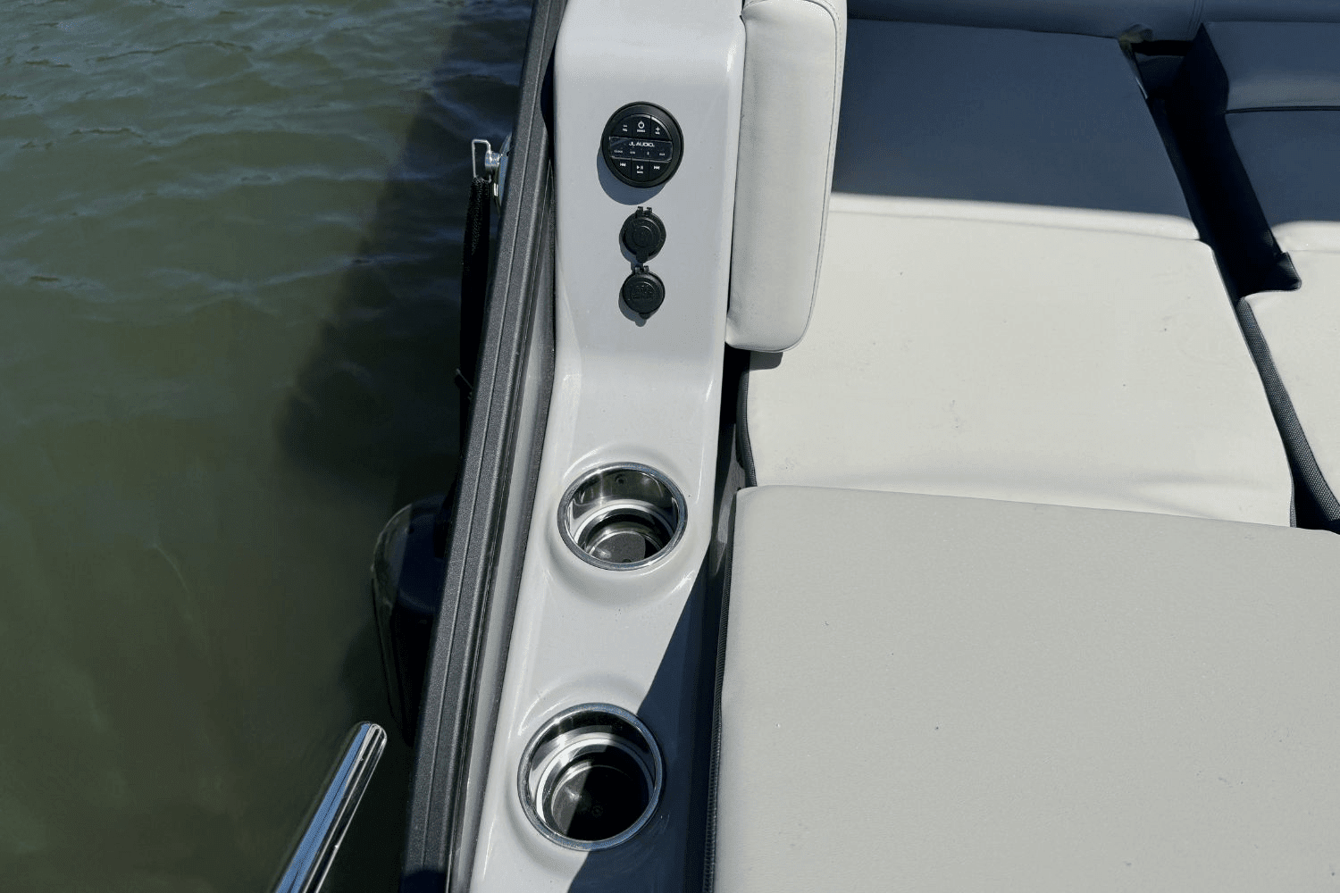 2025 Harris 230 Grand Mariner Image Thumbnail #11