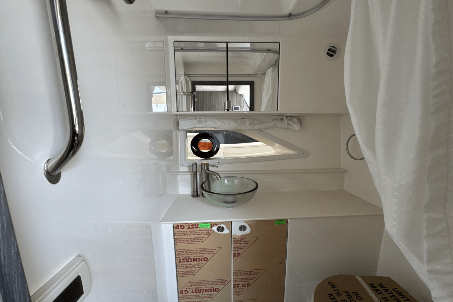 2025 Sea Ray Sundancer 320 Outboard Image Thumbnail #32