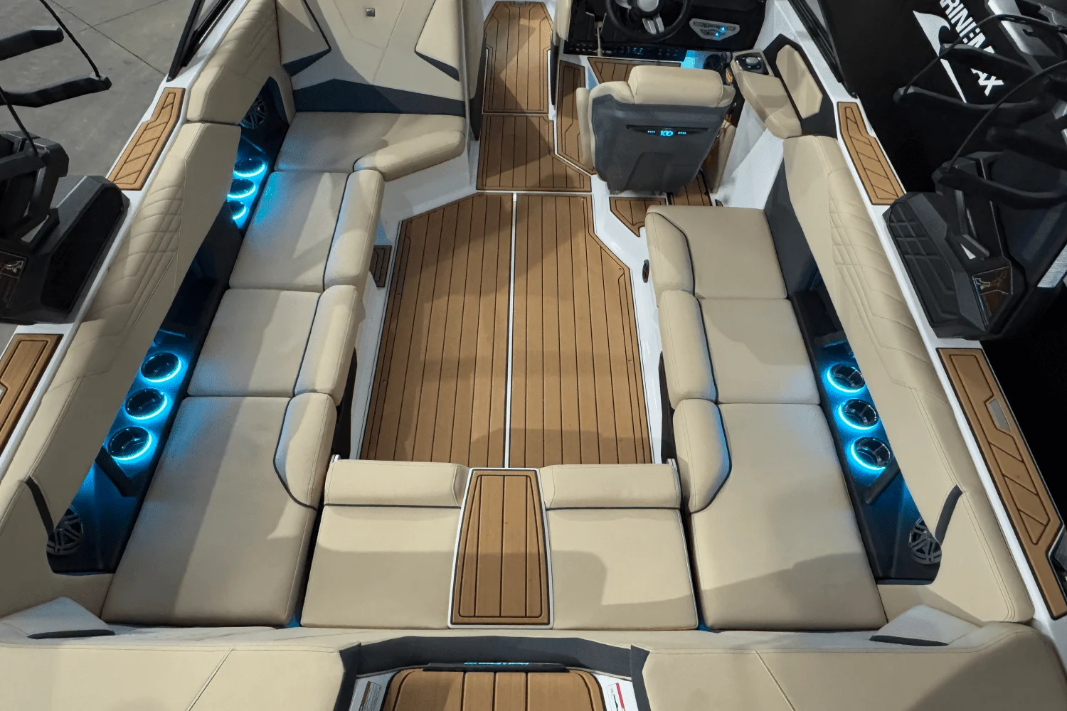 2025 Nautique Super Air Nautique S23 Image Thumbnail #8