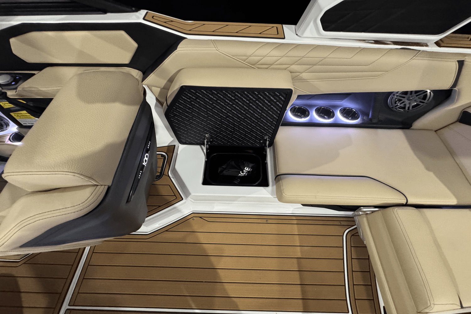 2025 Nautique Super Air Nautique S21 Image Thumbnail #19