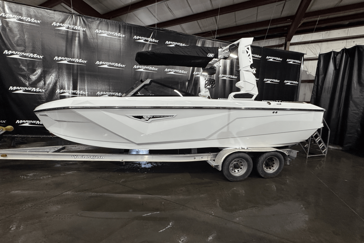 2025 Nautique Super Air Nautique S21 Image Thumbnail #2