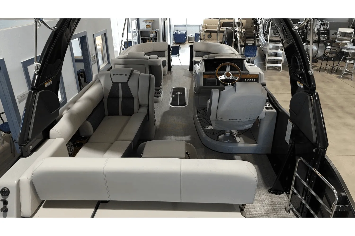 2025 Harris Grand Mariner 250 Image Thumbnail #11