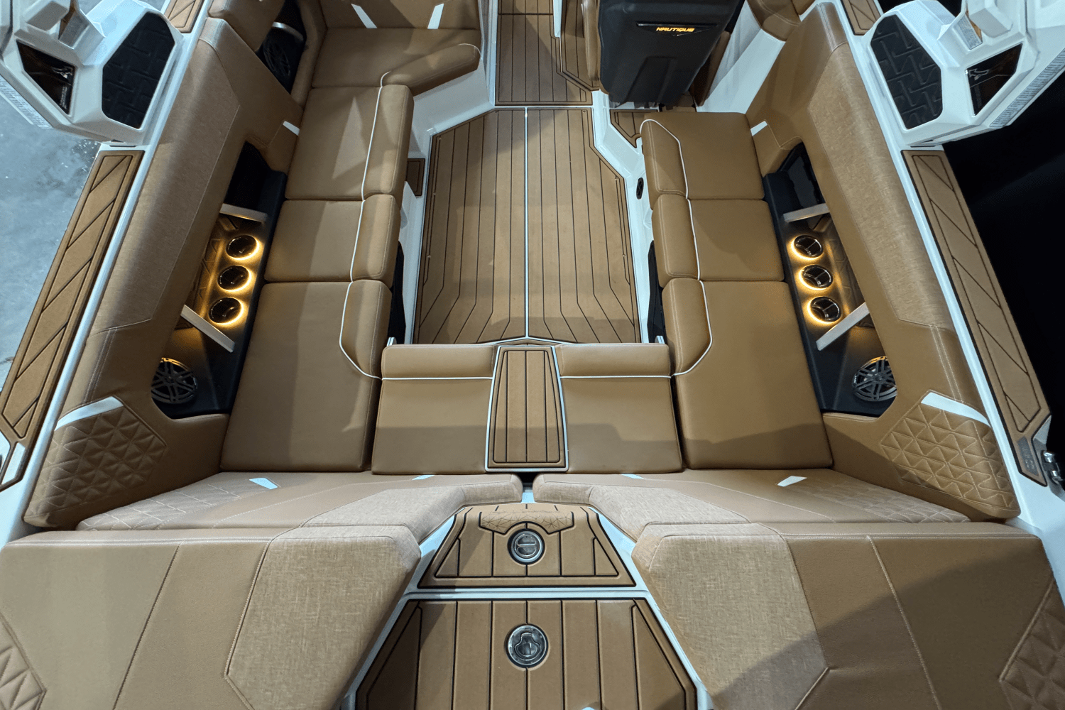 2025 Nautique Super Air Nautique GS22 Image Thumbnail #13