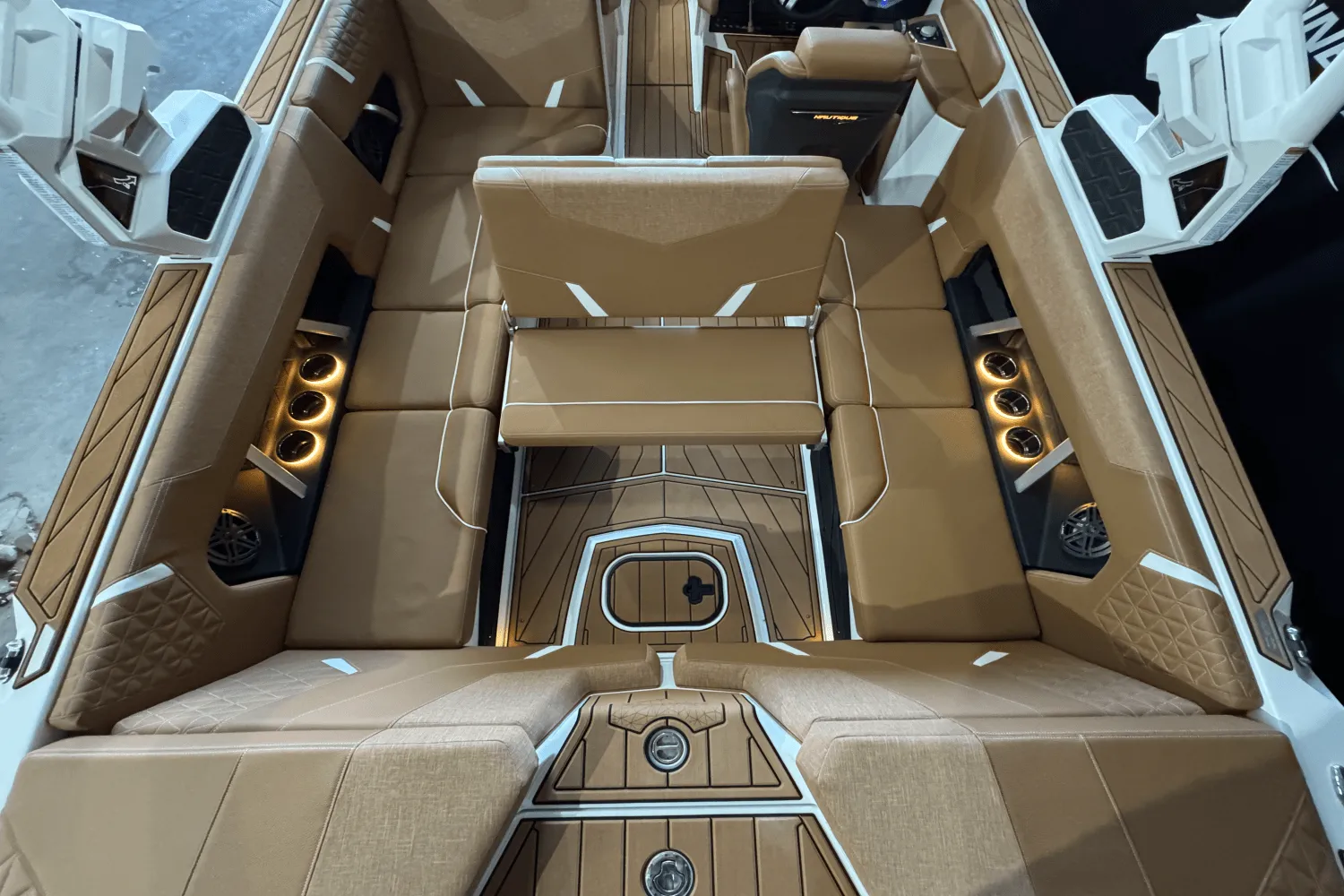 2025 Nautique Super Air Nautique GS22 Image Thumbnail #15