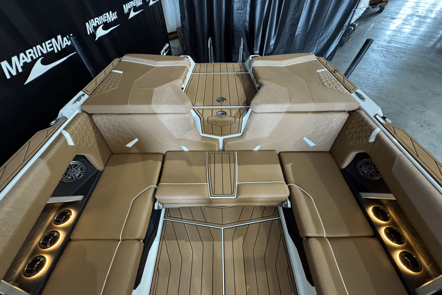 2025 Nautique Super Air Nautique GS22 Image Thumbnail #12
