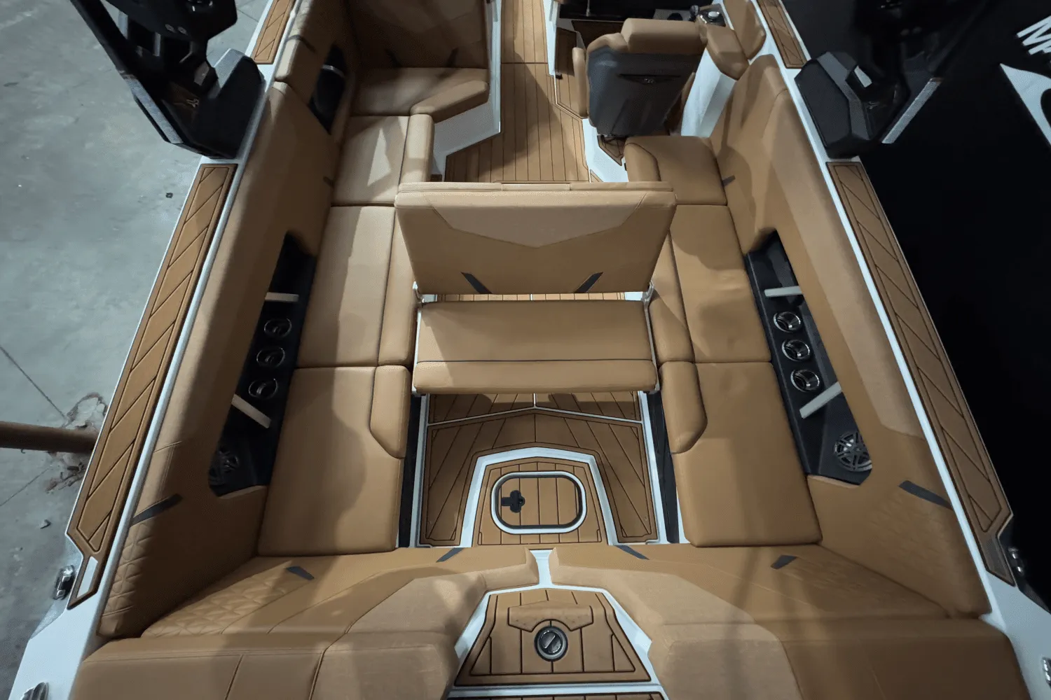 2025 Nautique Super Air Nautique GS24 Image Thumbnail #16