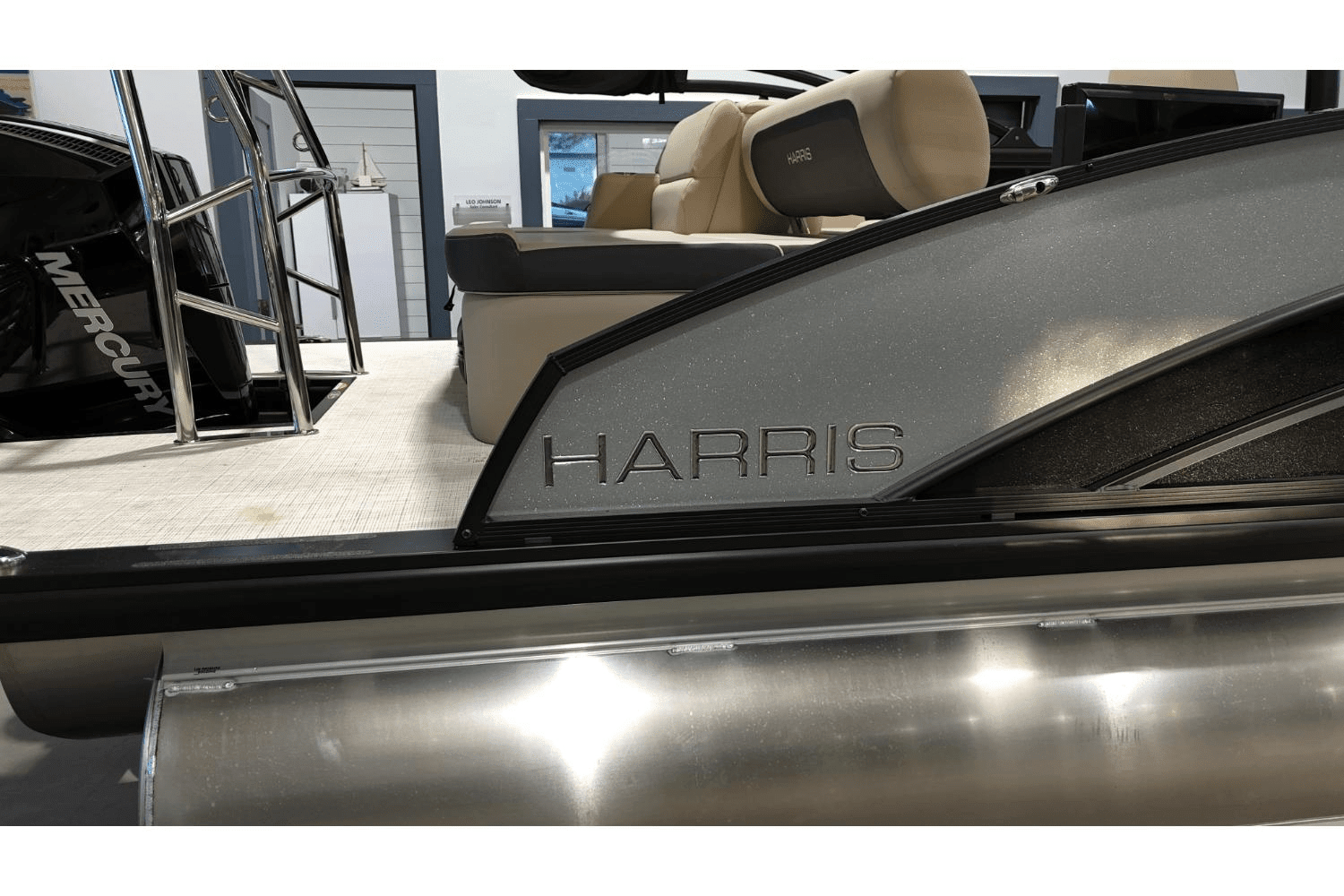 2025 Harris 230 Cruiser Image Thumbnail #2