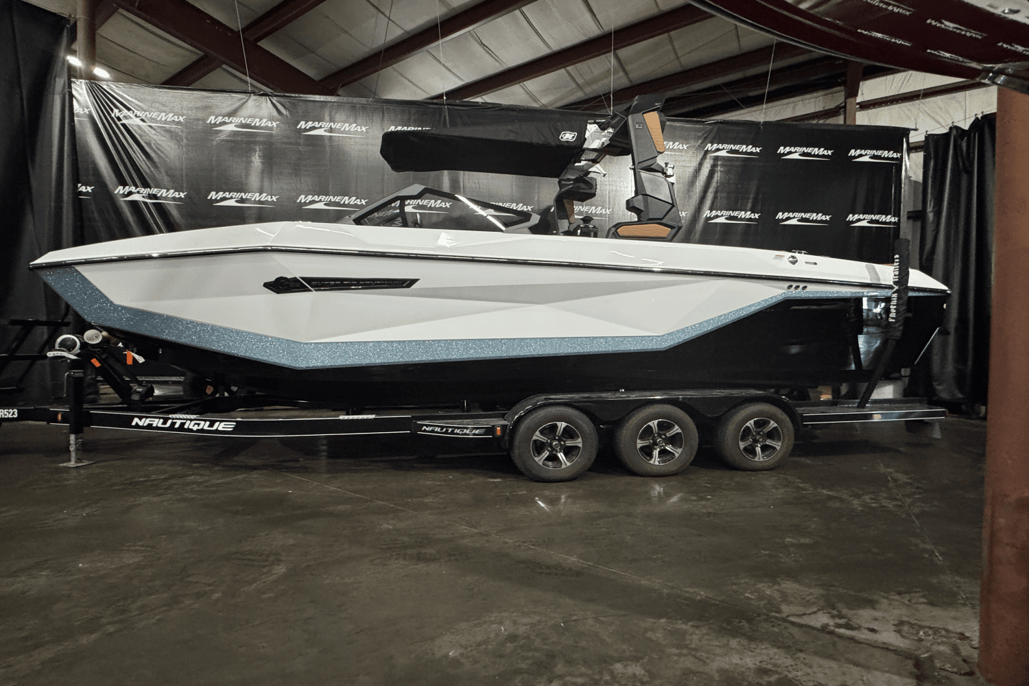 2025 Nautique Super Air Nautique G25 Image Thumbnail #3