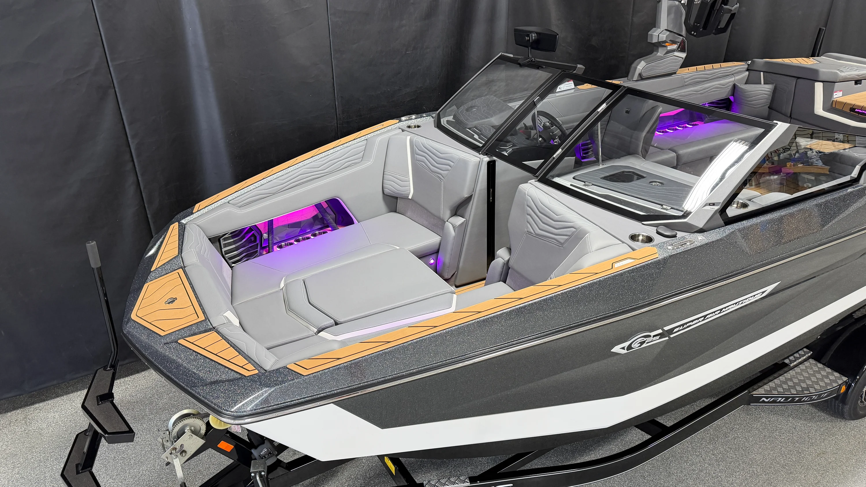 2025 Nautique Super Air Nautique G25 Image Thumbnail #4