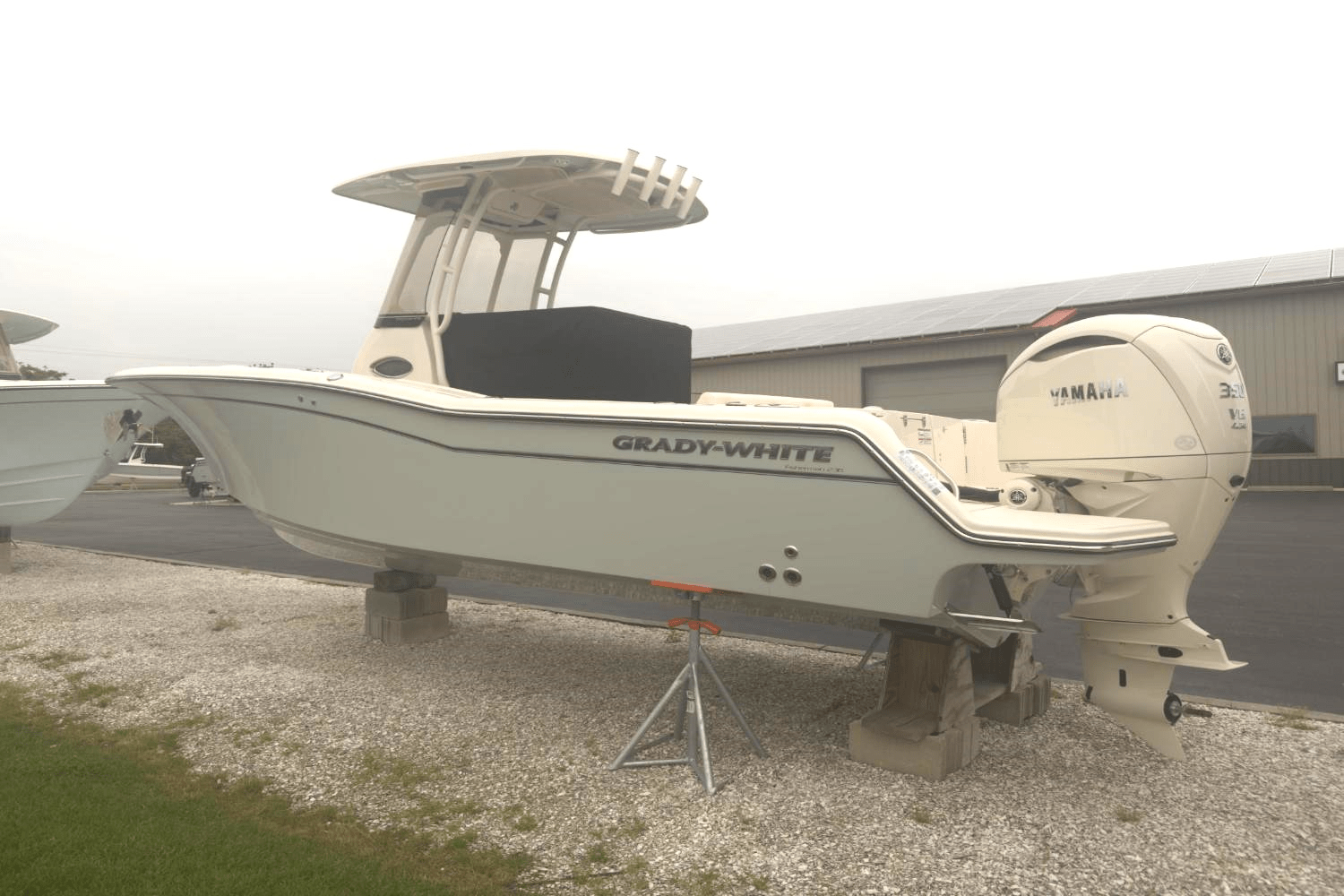 2025 Grady-White Fisherman 236 Image Thumbnail #4
