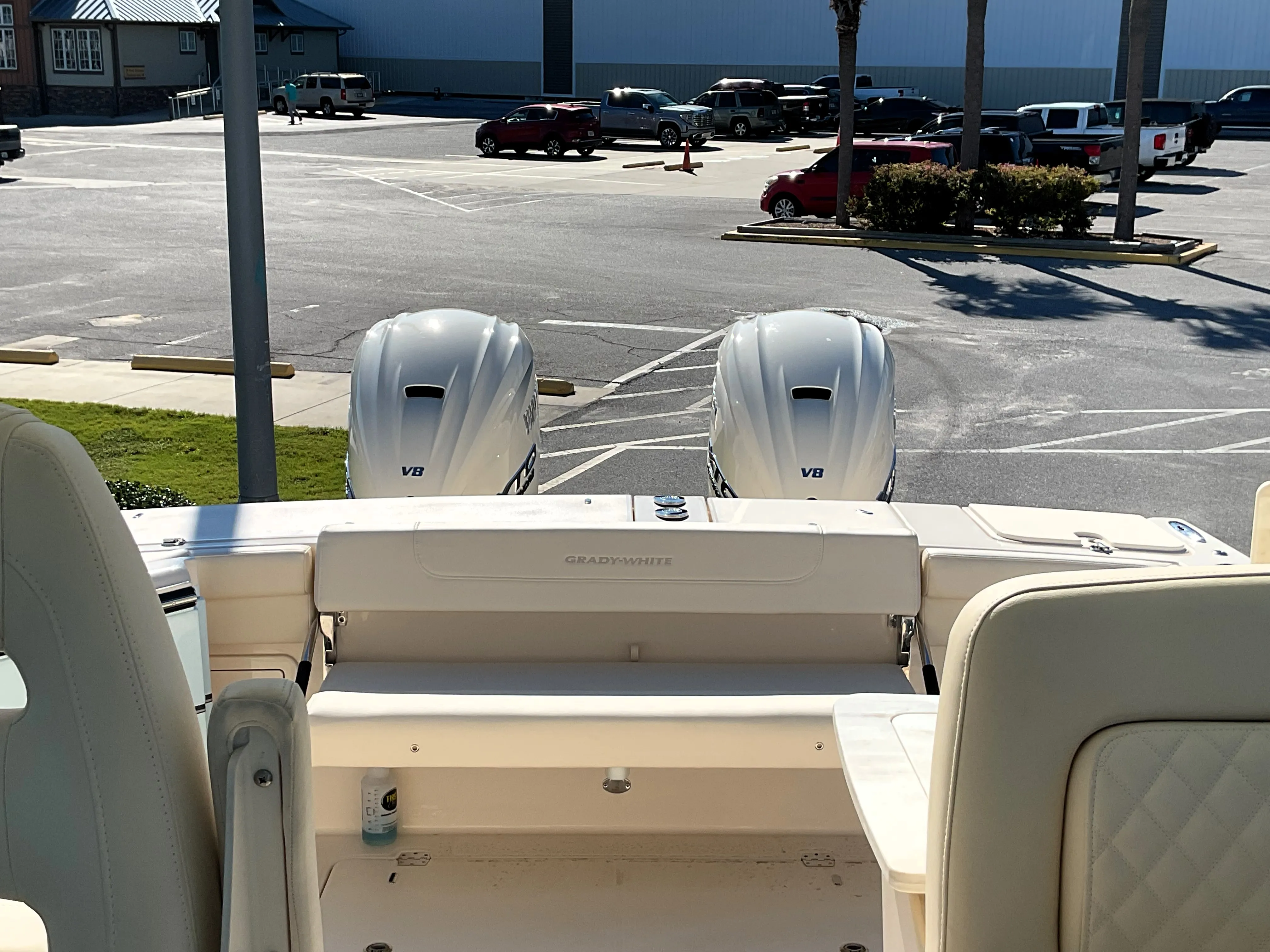 2026 Grady-White Freedom 345 Image Thumbnail #13