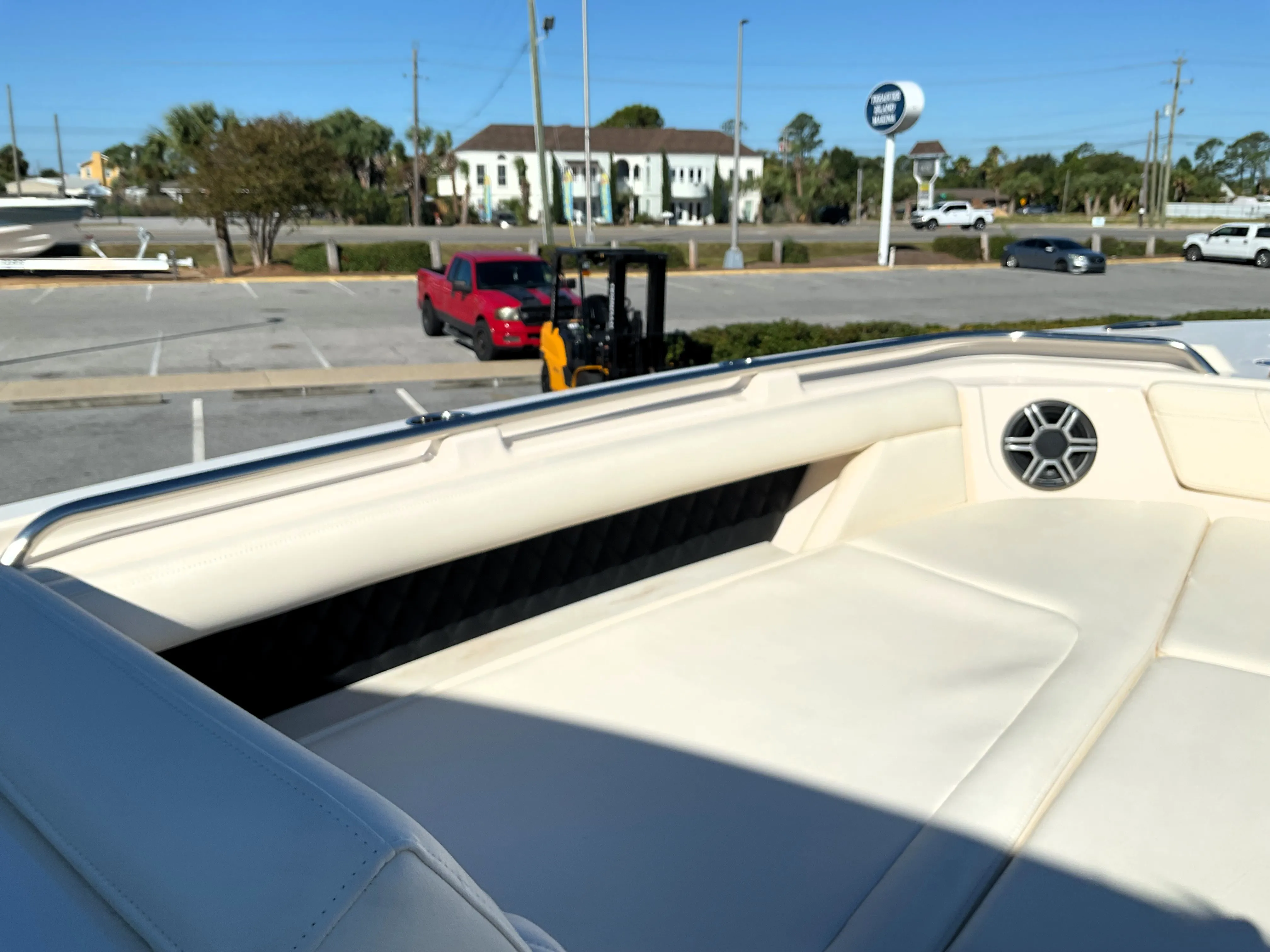 2026 Grady-White Freedom 345 Image Thumbnail #46