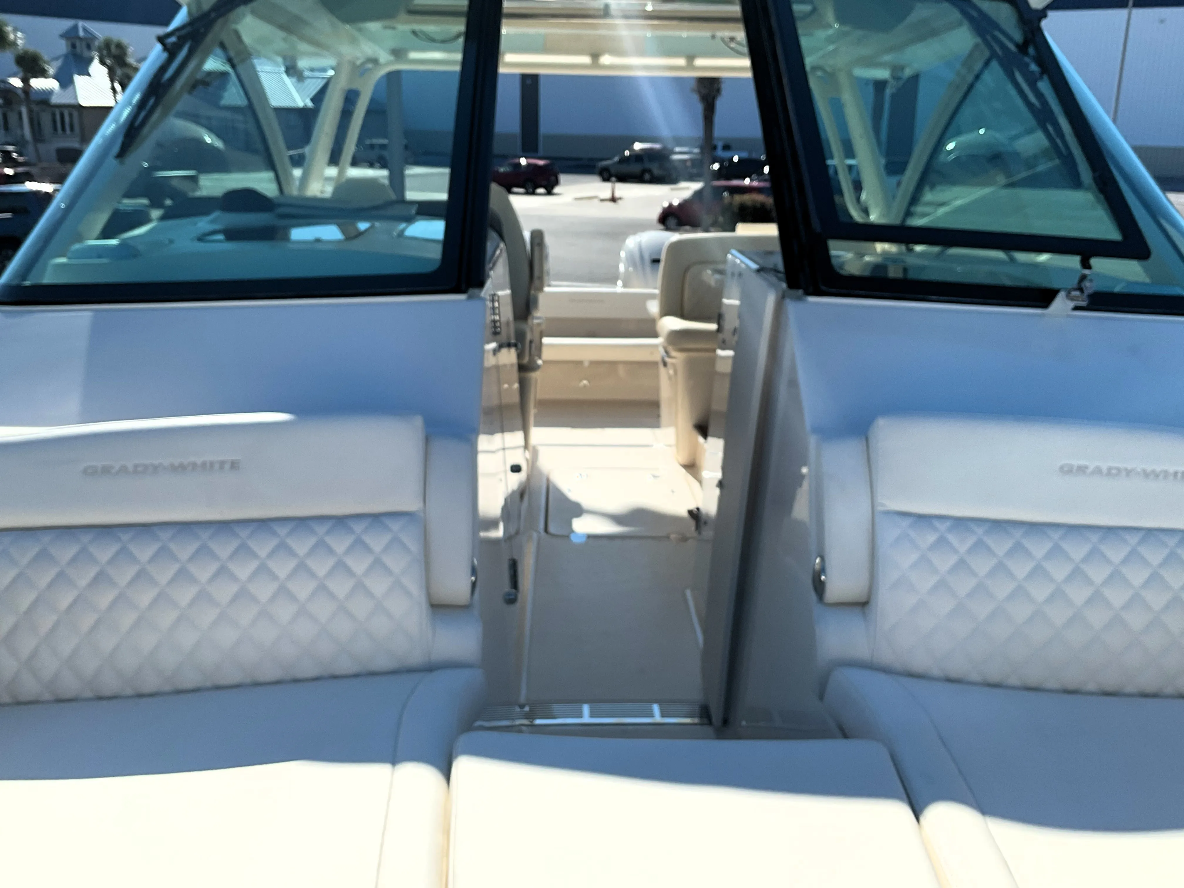2026 Grady-White Freedom 345 Image Thumbnail #47