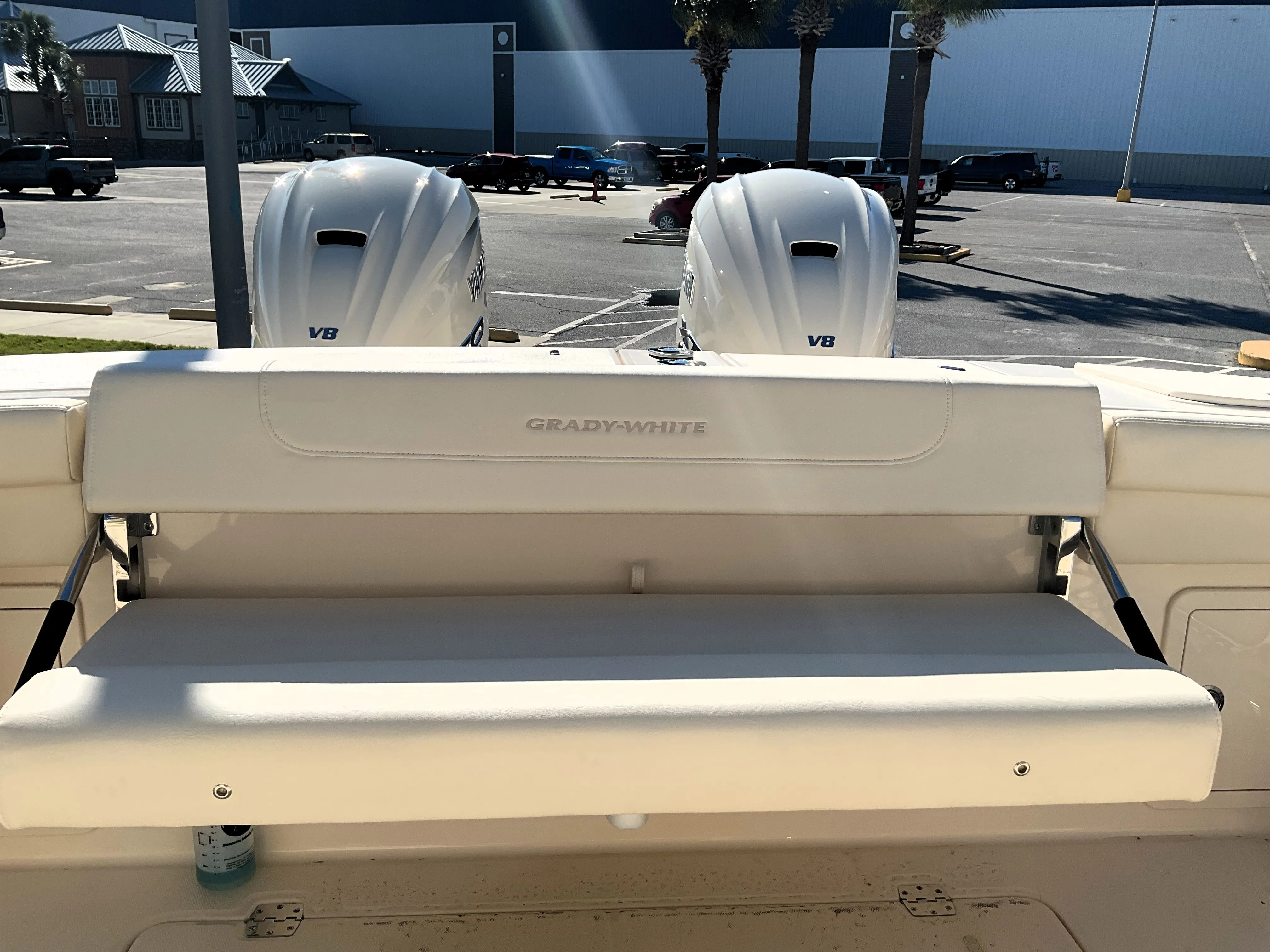2026 Grady-White Freedom 345 Image Thumbnail #11