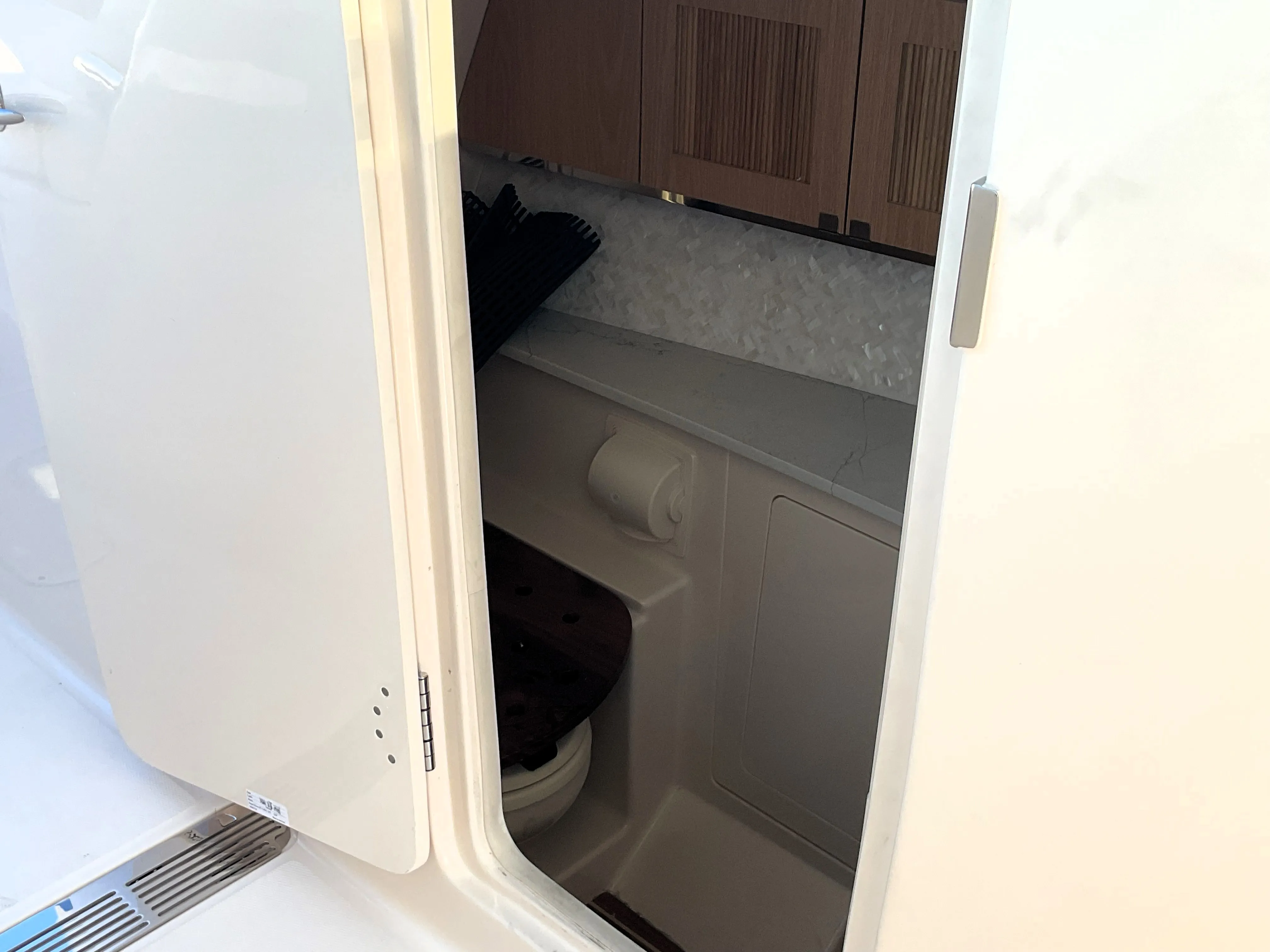 2026 Grady-White Freedom 345 Image Thumbnail #54