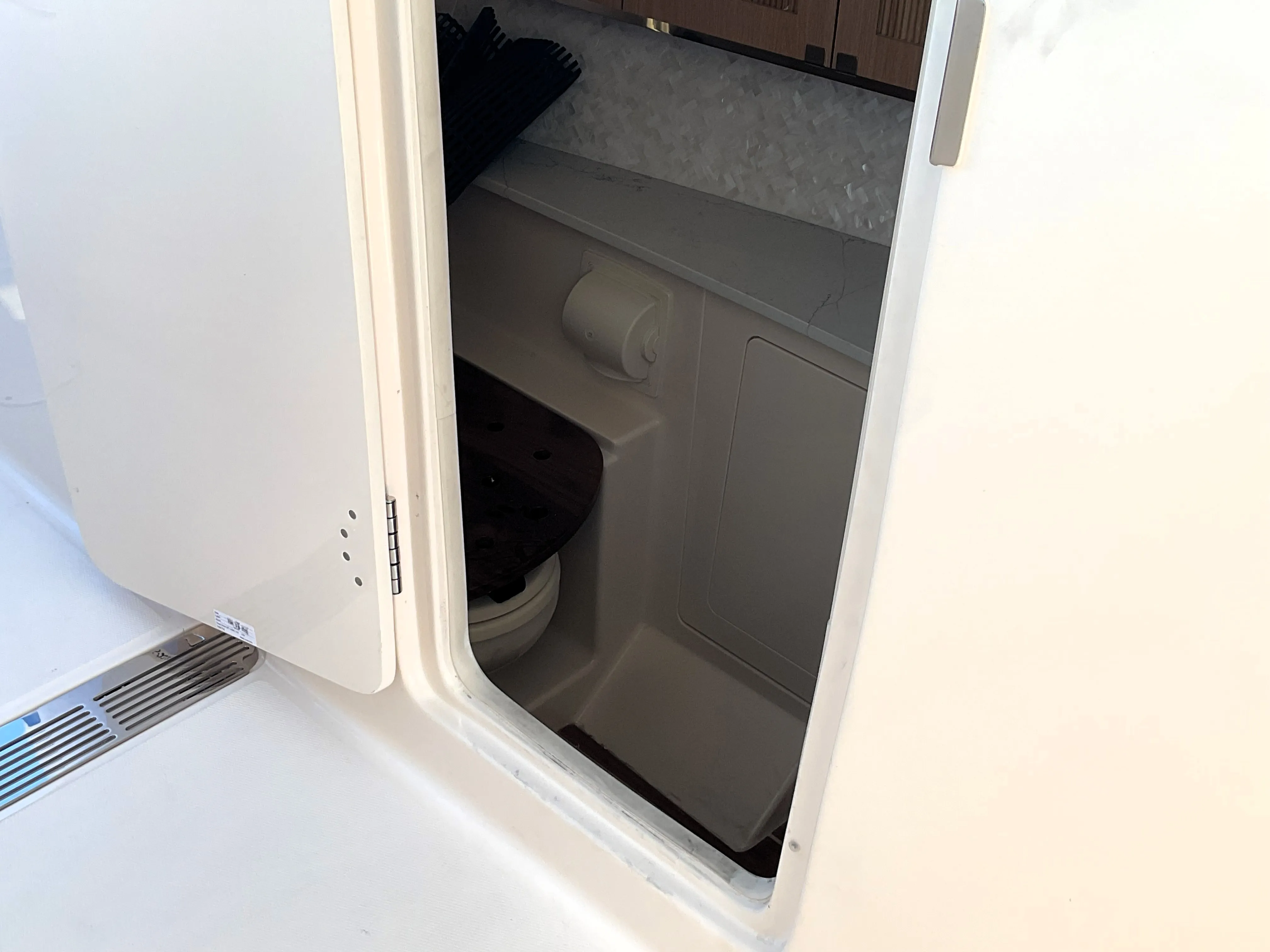 2026 Grady-White Freedom 345 Image Thumbnail #53