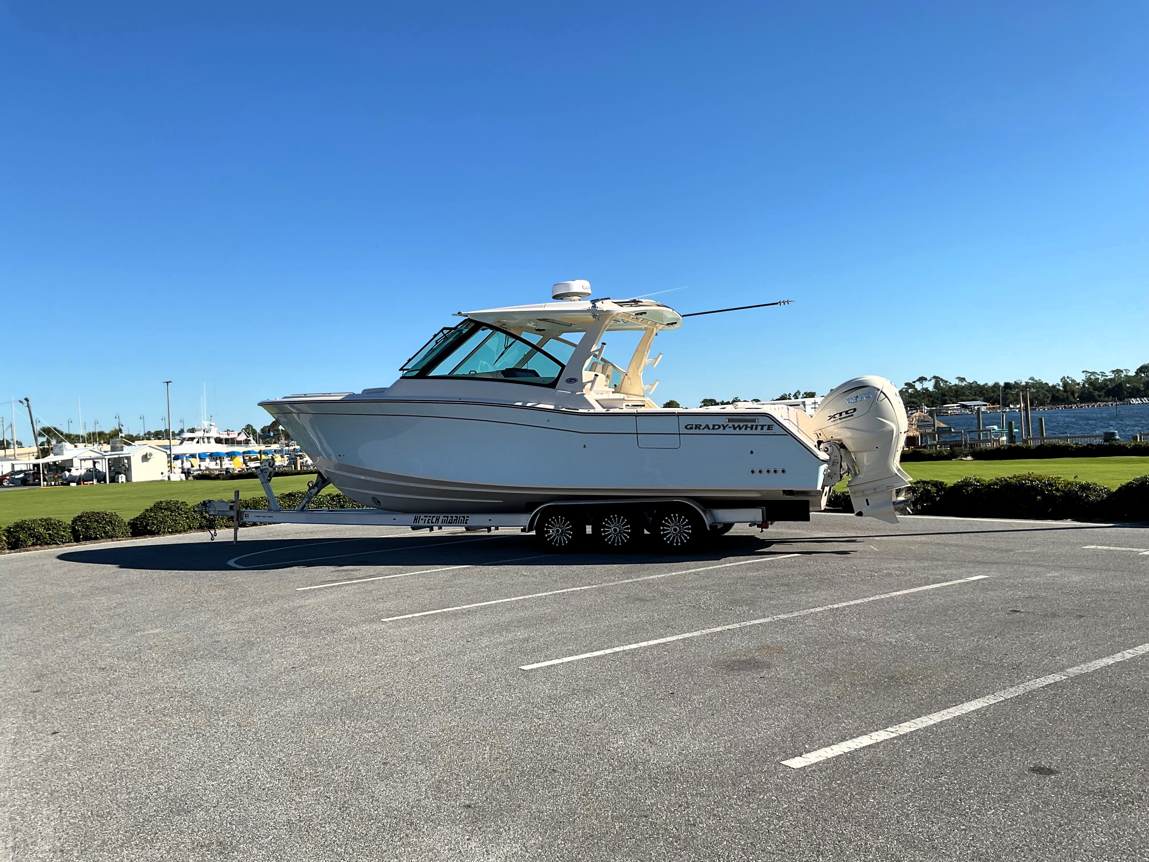 2026 Grady-White Freedom 345 Image Thumbnail #3