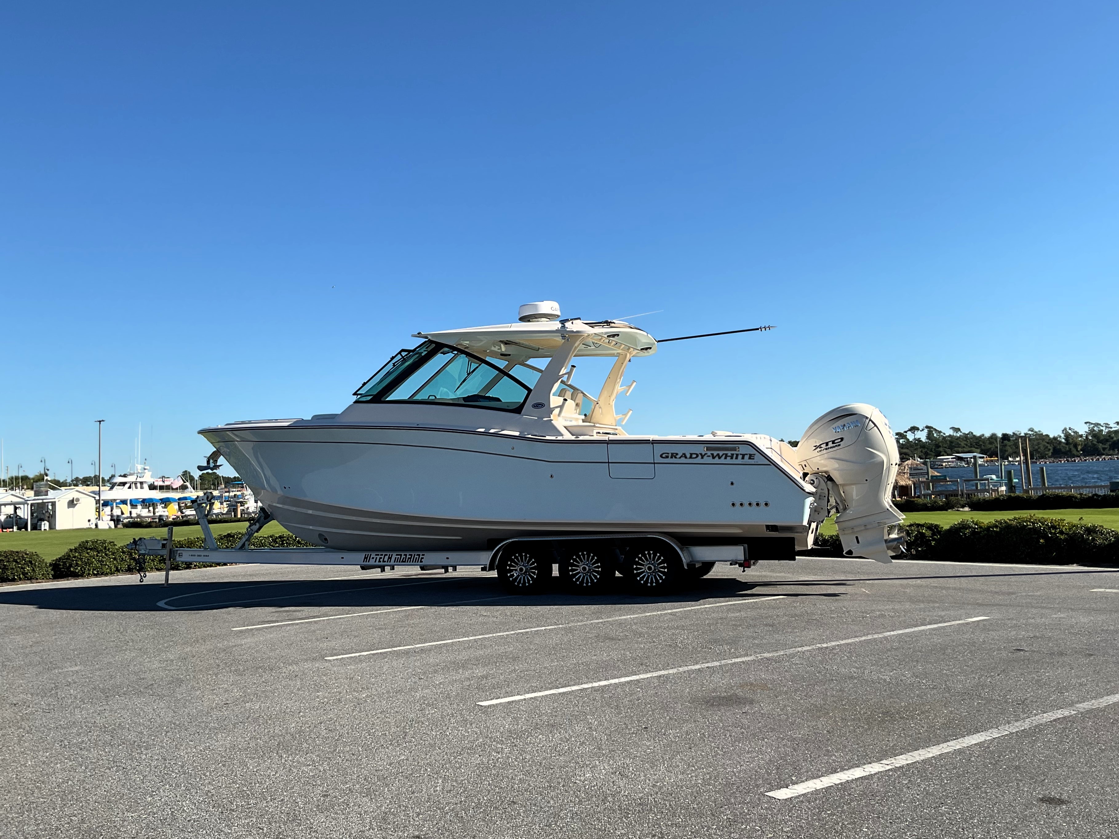 2026 Grady-White Freedom 345 Image Thumbnail #2