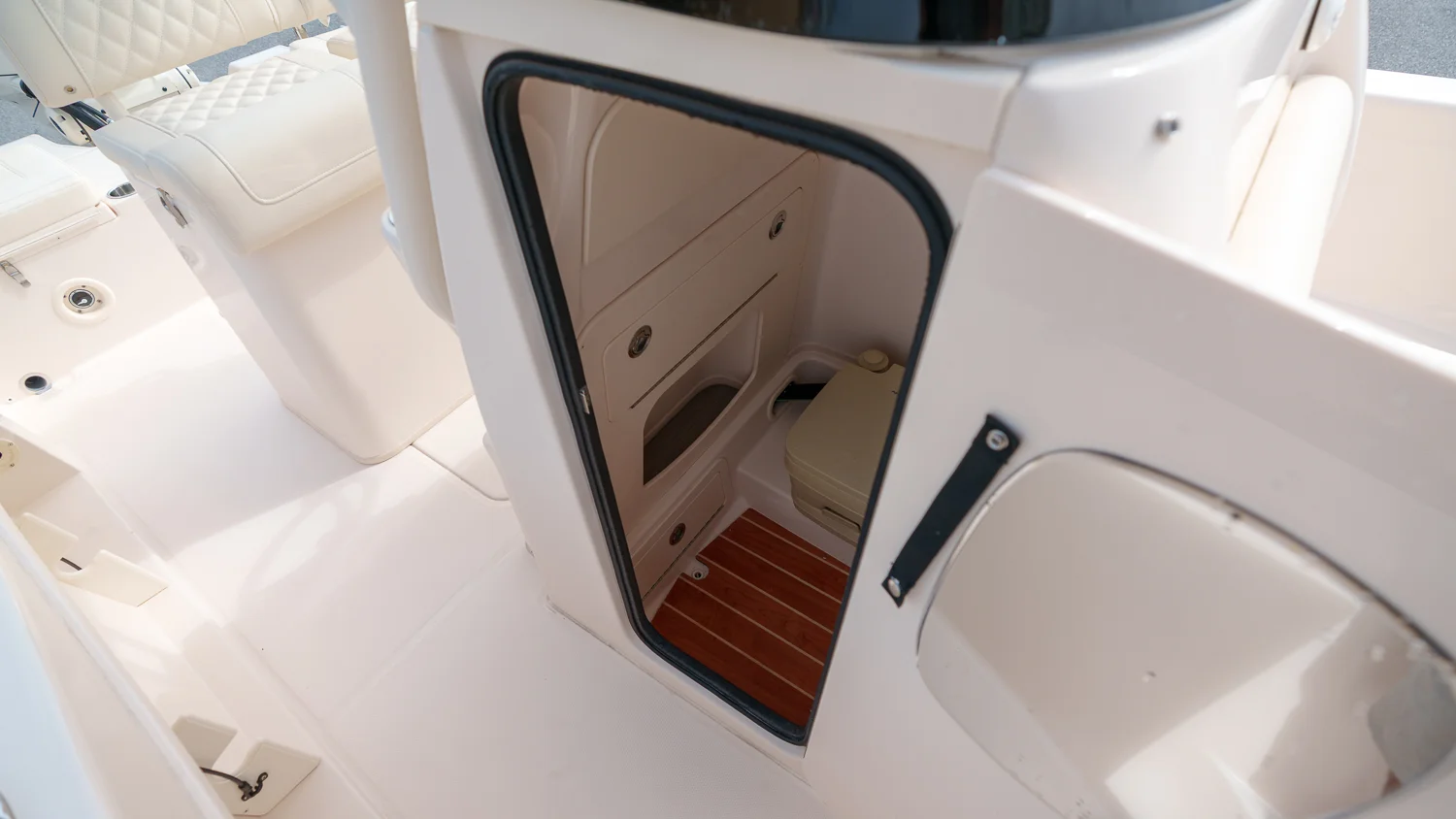 2025 Grady-White 231 CE Image Thumbnail #22