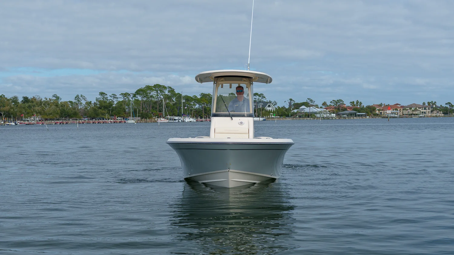 2025 Grady-White 231 CE Image Thumbnail #9