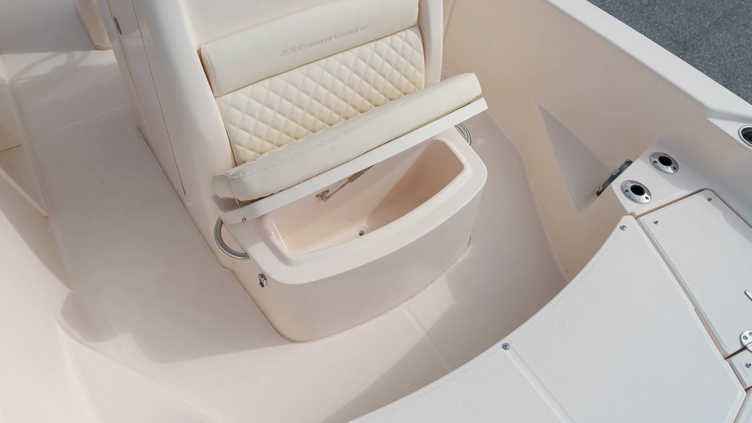 2025 Grady-White 231 CE Image Thumbnail #20