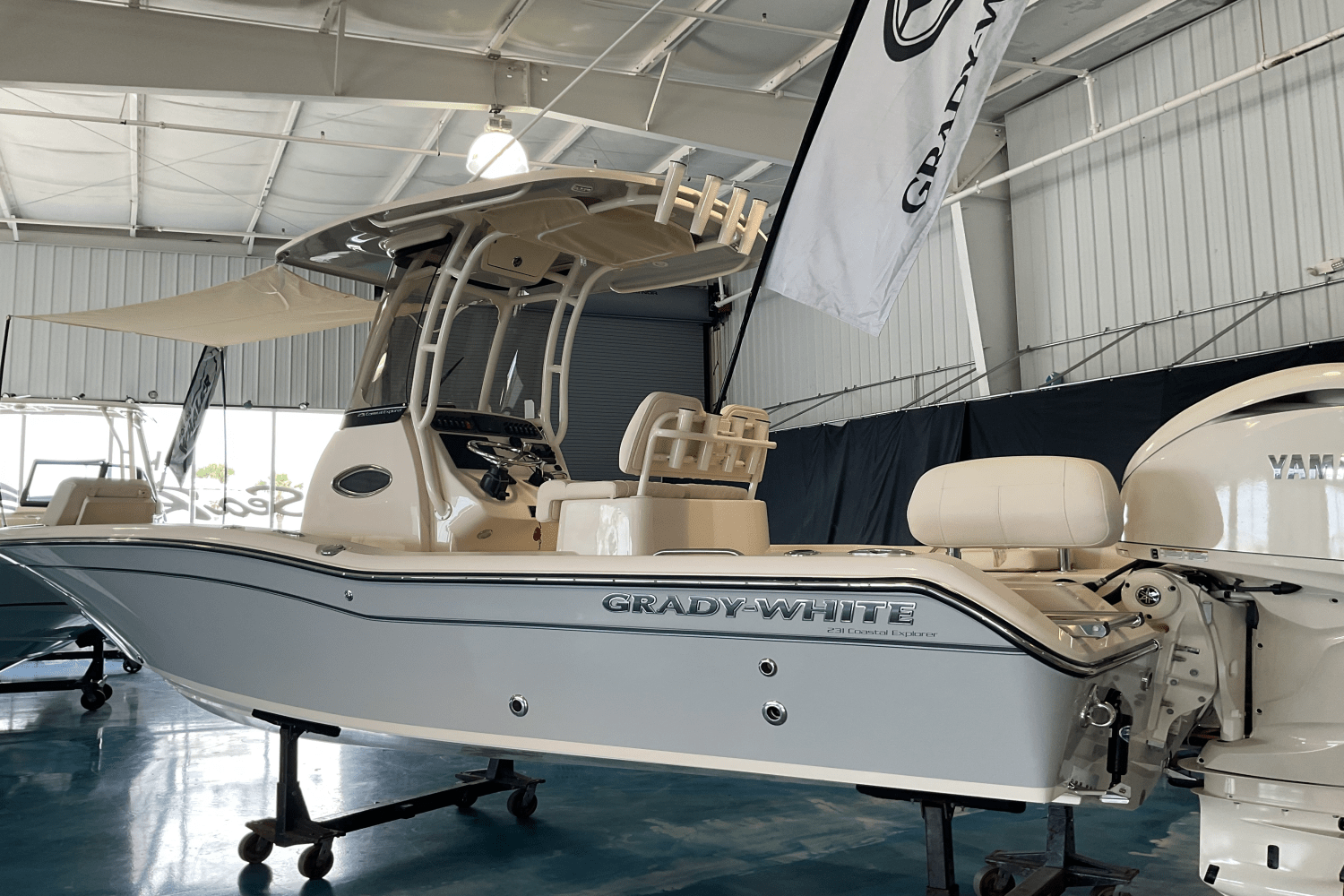 2025 Grady-White 231 CE Image Thumbnail #7