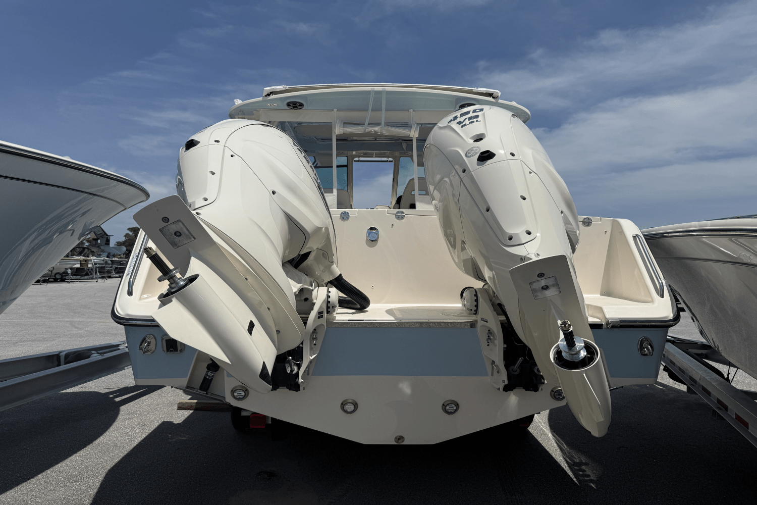 2025 Grady-White Freedom 345 Image Thumbnail #8