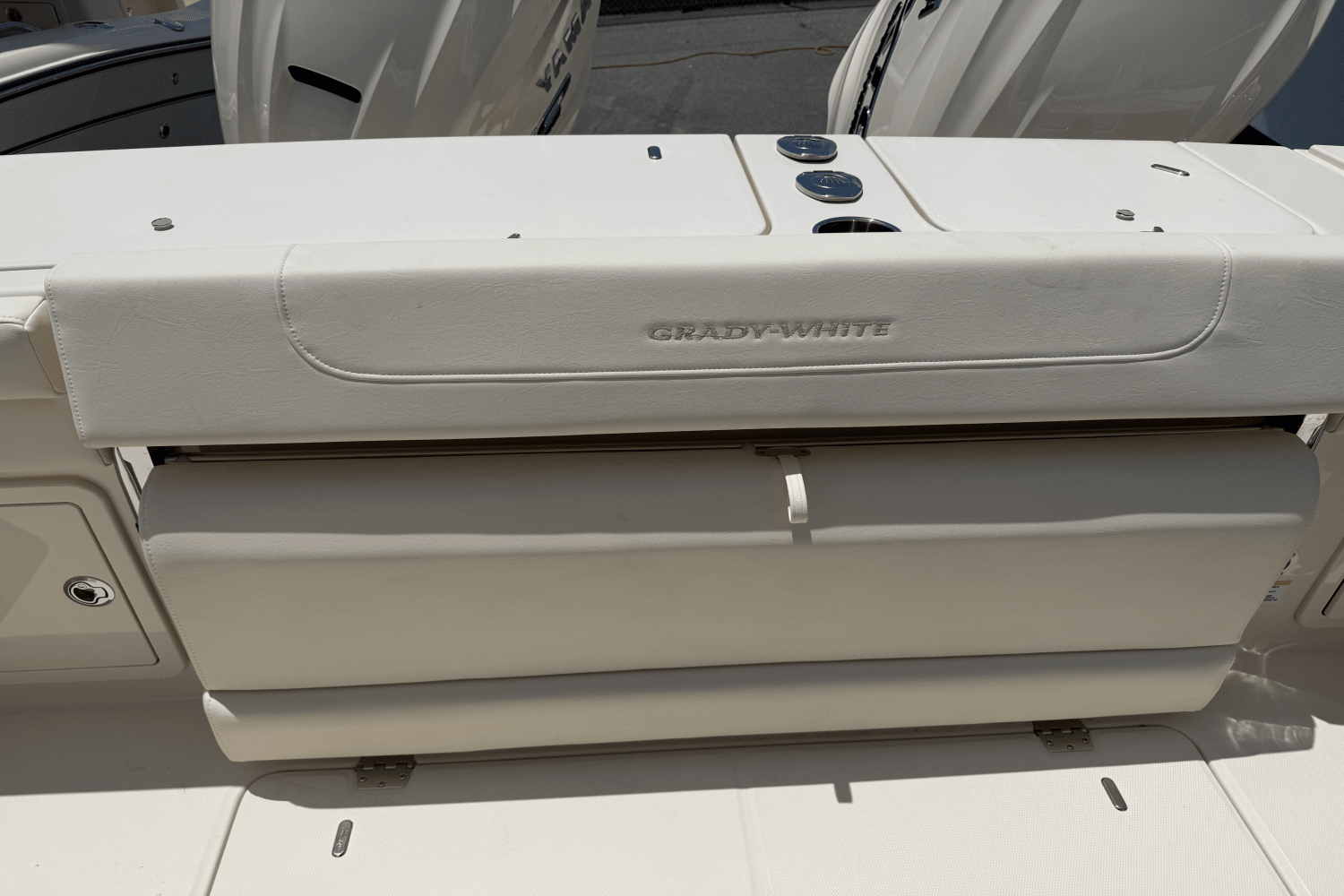 2025 Grady-White Freedom 345 Image Thumbnail #12