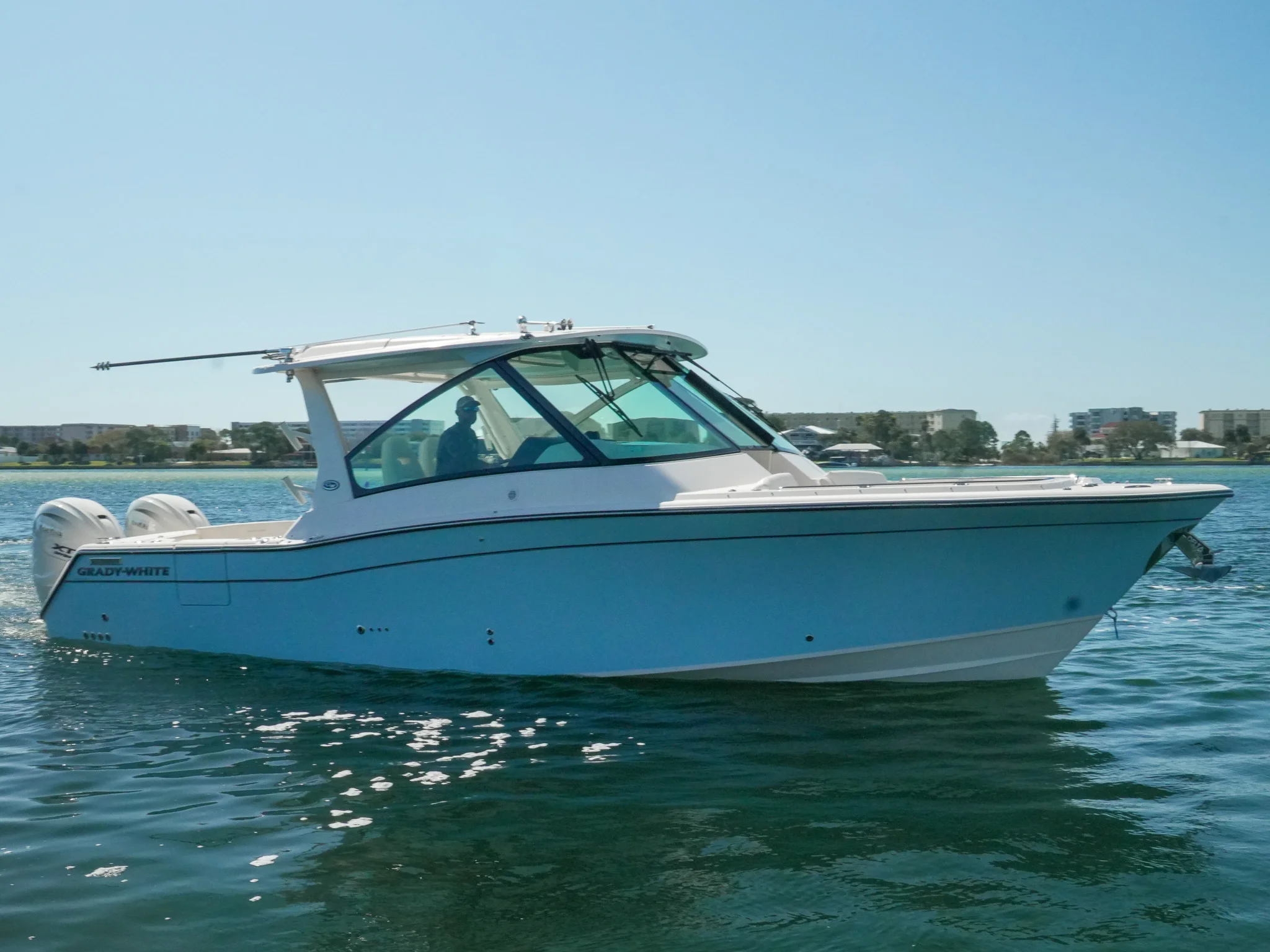 2026 Grady-White Freedom 345 Image Thumbnail #1