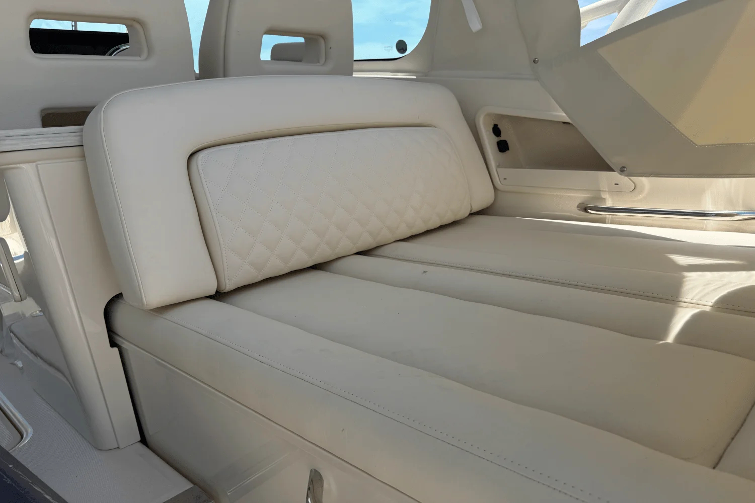 2026 Grady-White Freedom 345 Image Thumbnail #18