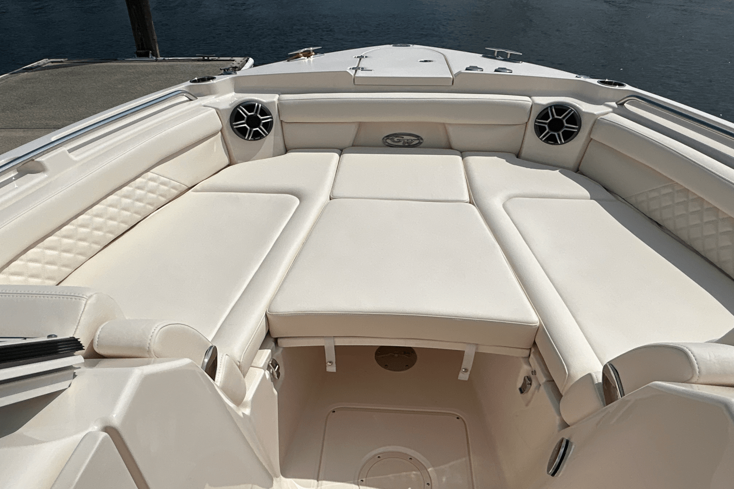 2026 Grady-White Freedom 285 Image Thumbnail #6