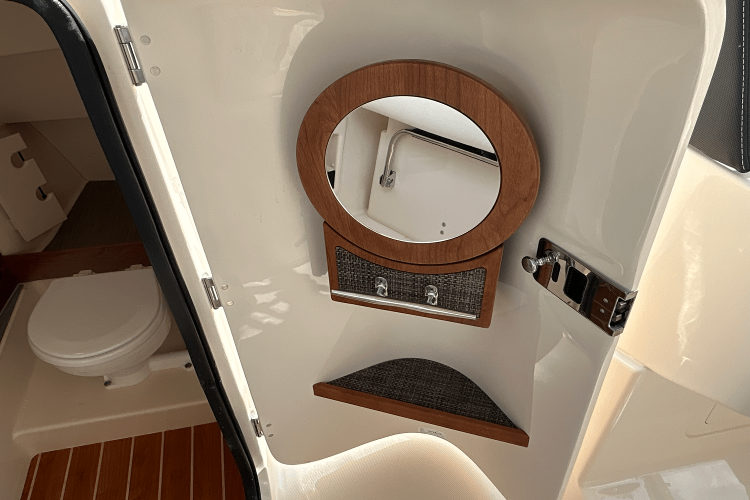 2026 Grady-White Freedom 285 Image Thumbnail #7