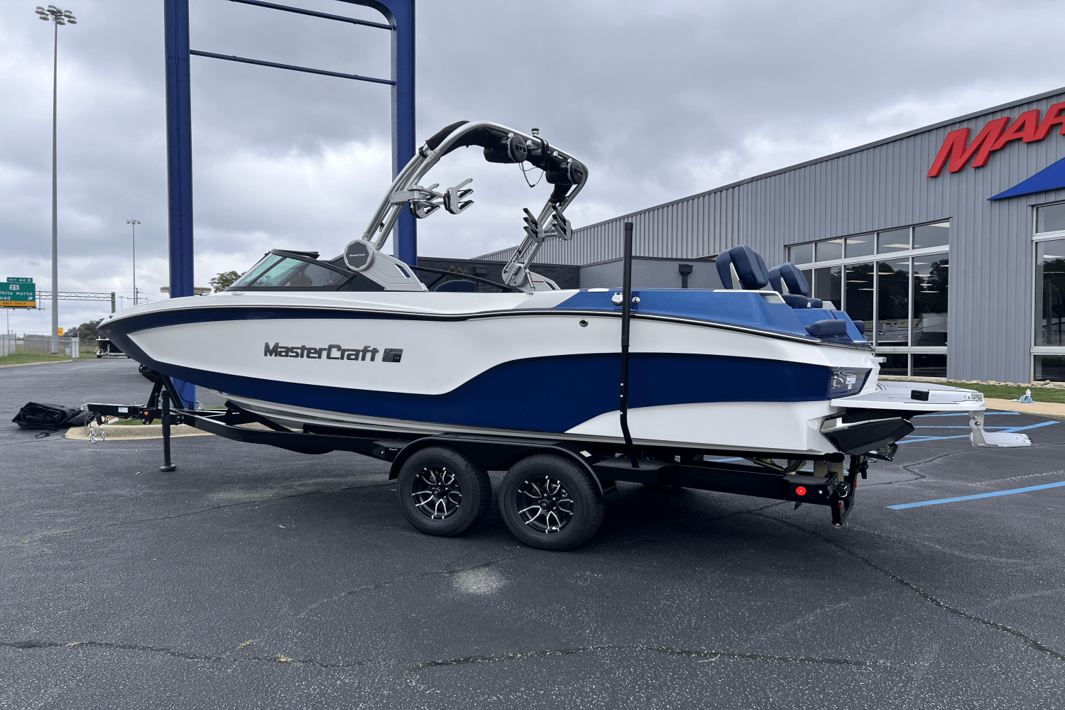 2025 Mastercraft XT24 Image Thumbnail #3